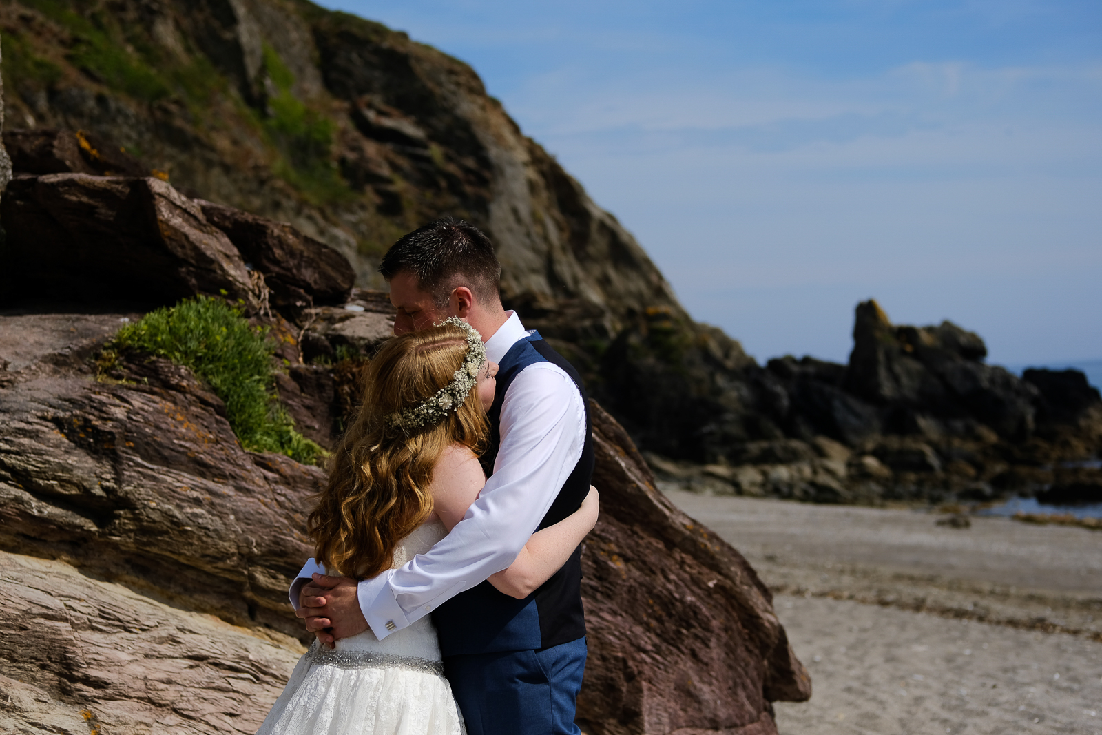Rustic elopement at The Cow Shed in Cornwall 069.jpg