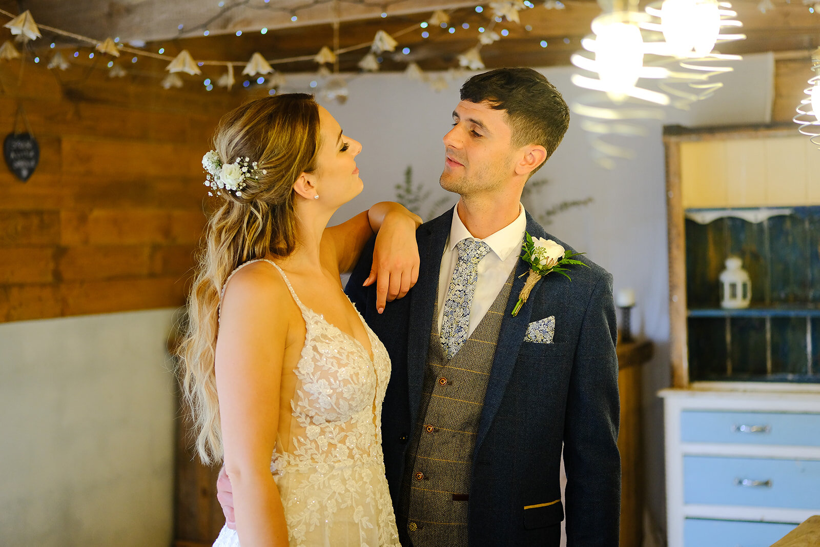 Elopement at The Cow Shed, Cornwall 038.jpg