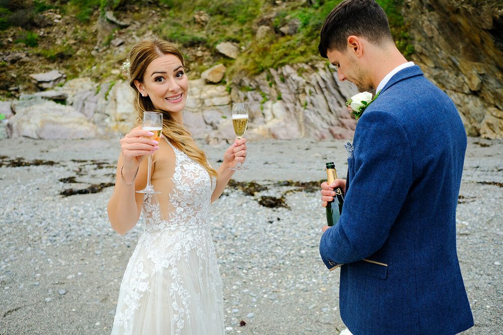 Elopement at The Cow Shed, Cornwall 043.jpg