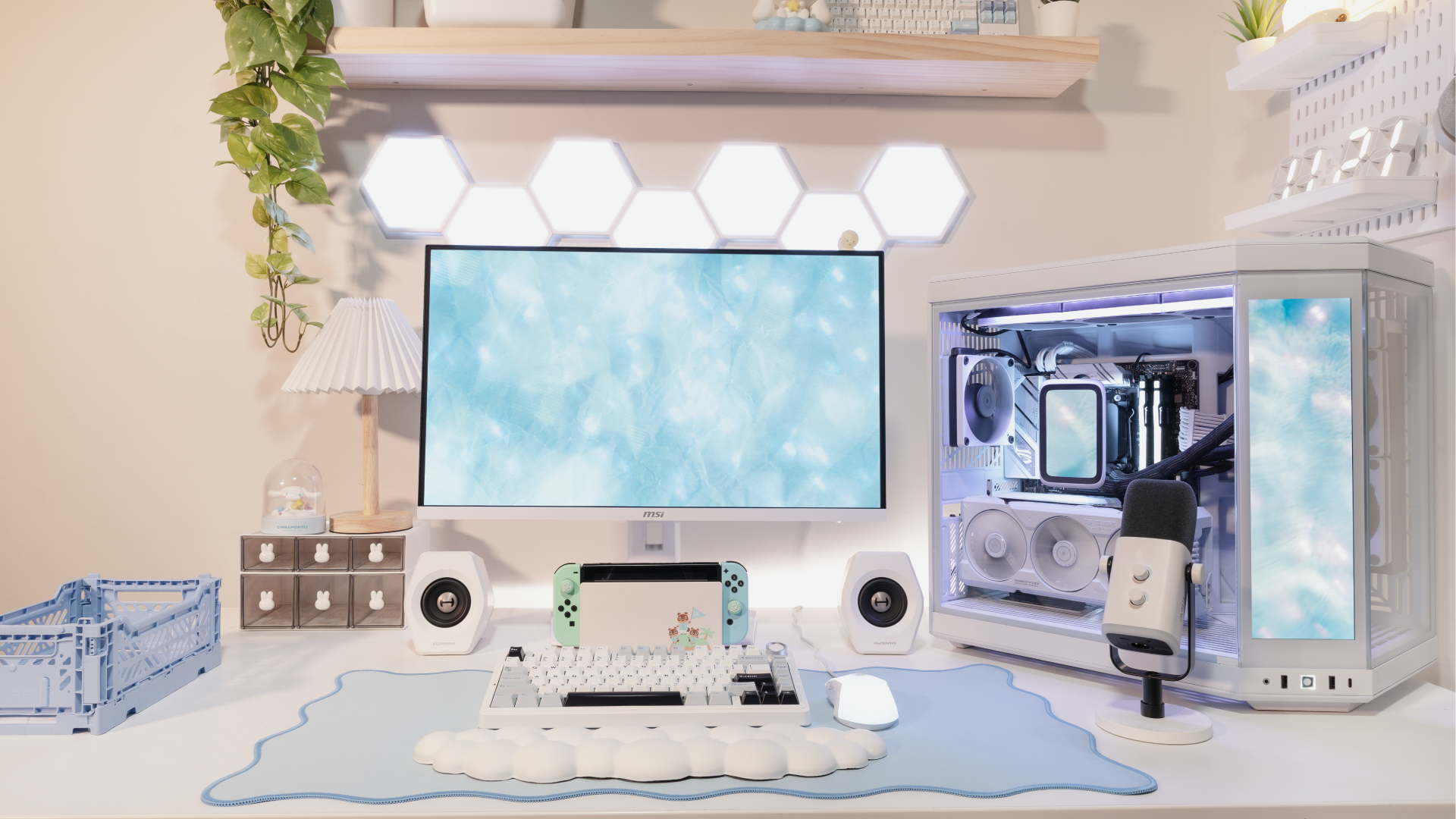 Deskscape 12_newsletter 1920x1080.png