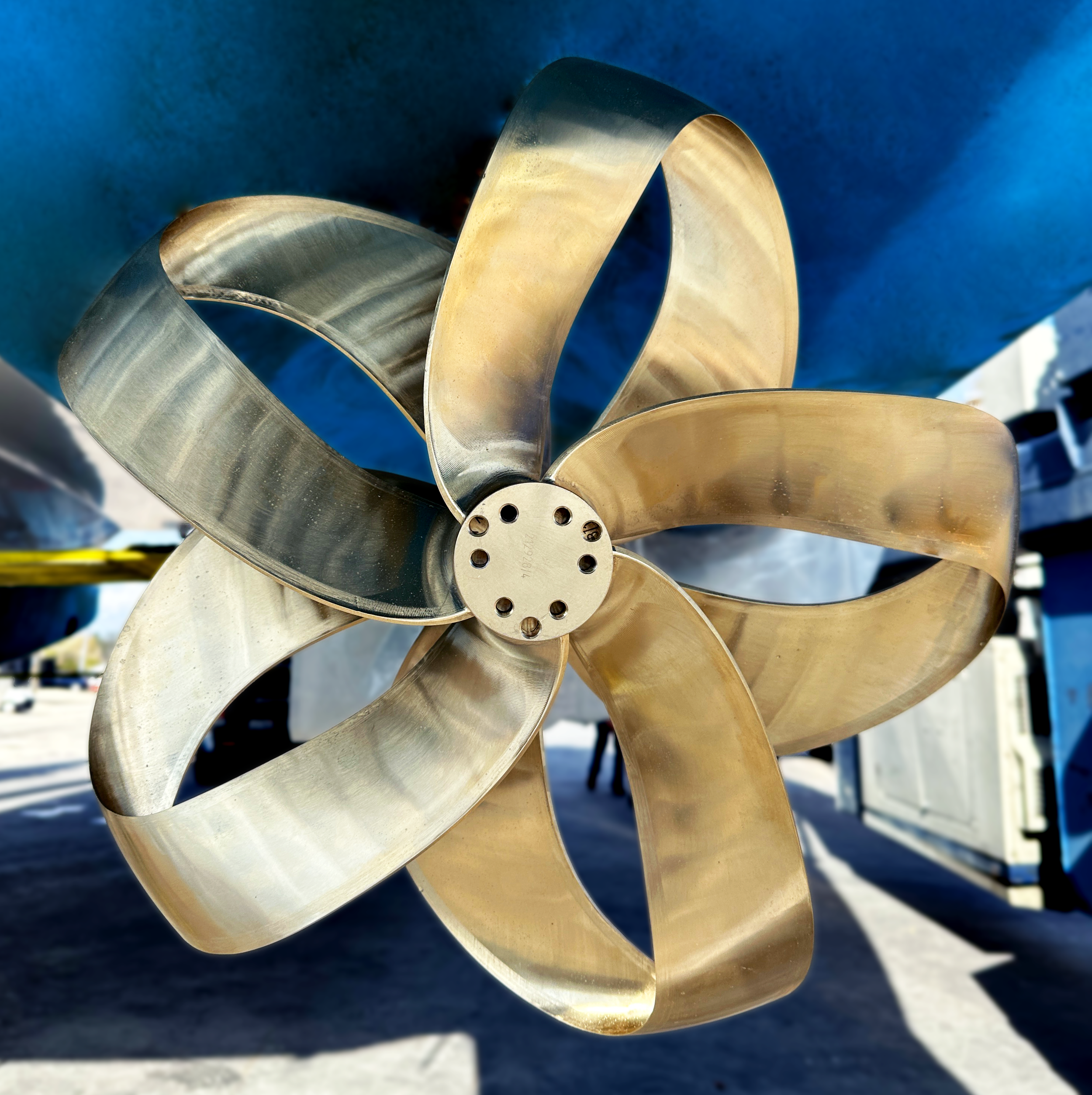 Sharrow VEEM 5-blade bronze propeller