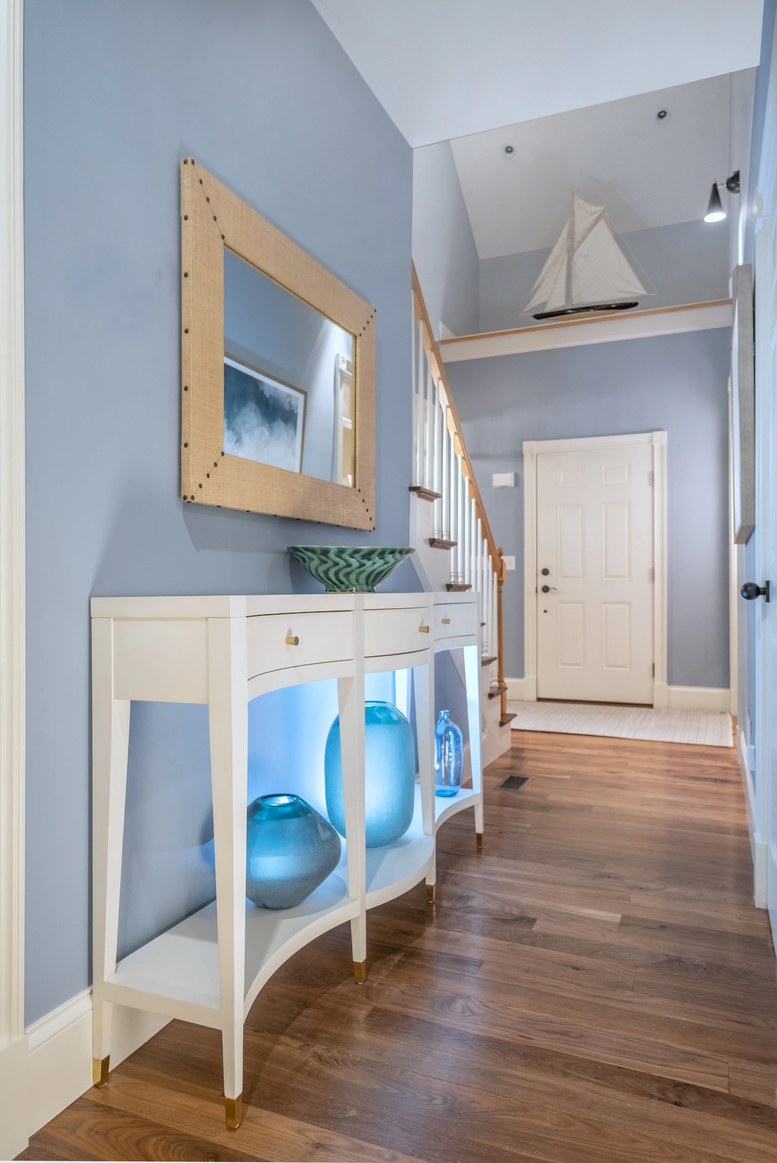 Hallway_0430.jpg
