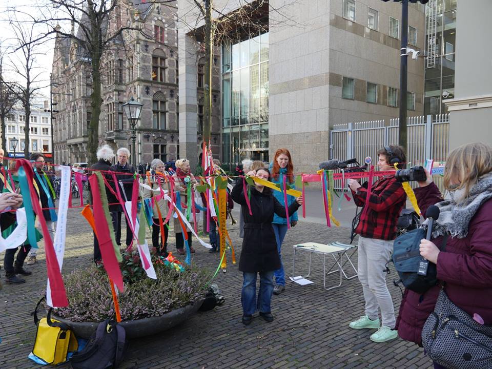 klimaatlintjes Den Haag 2maart2017.jpg