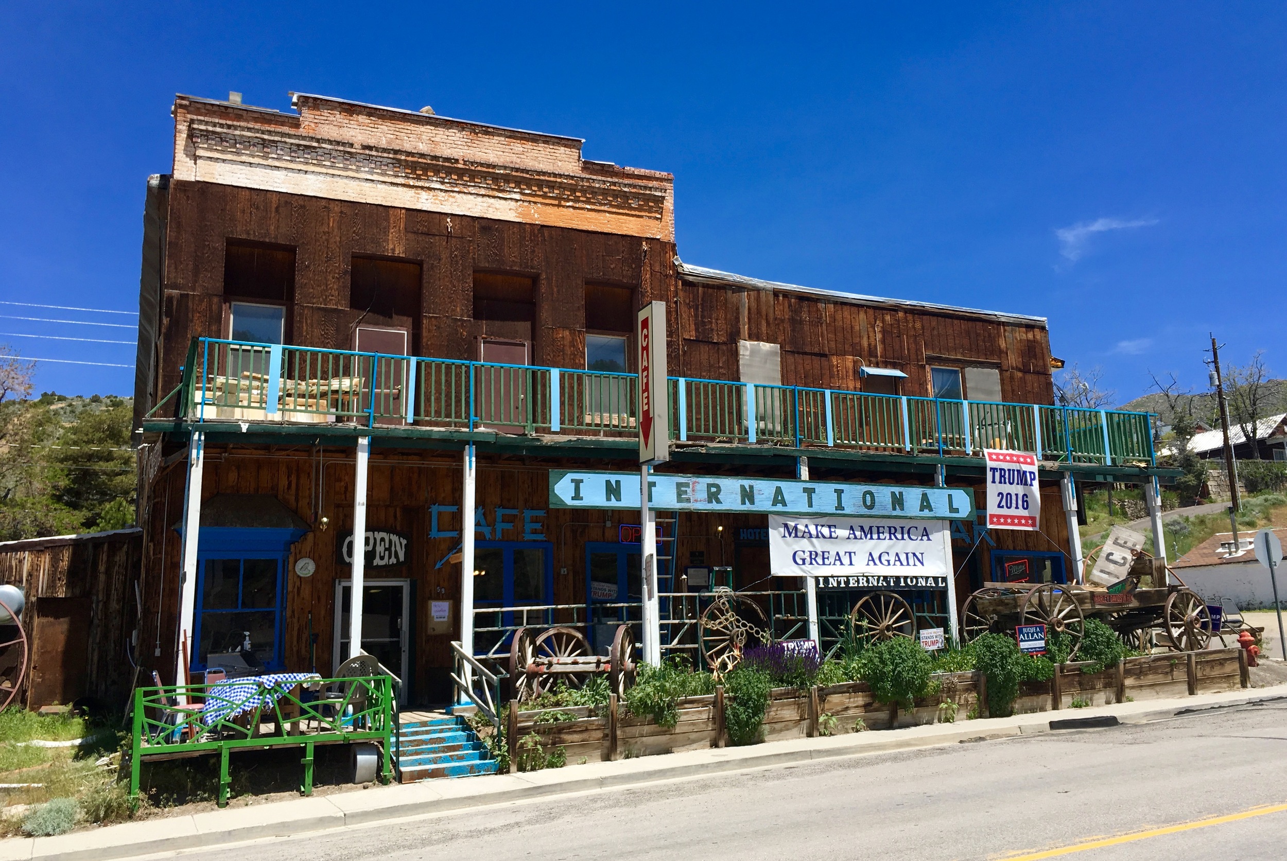 Austin was not a town I would have liked to bike through had I not been white. As it was, I felt nervous. 