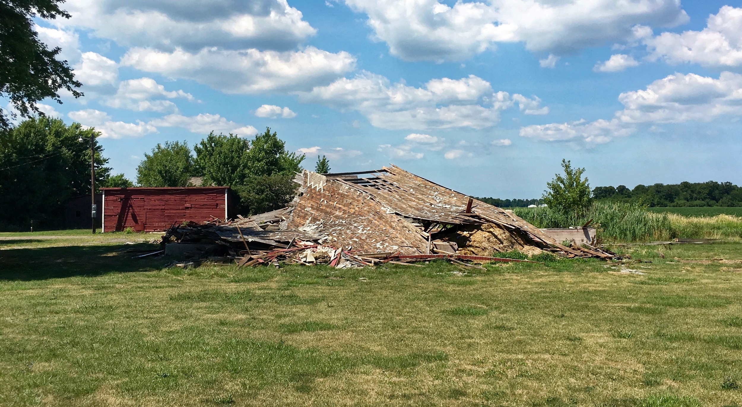 Can this be called the opposite of a "barn-raising"? 