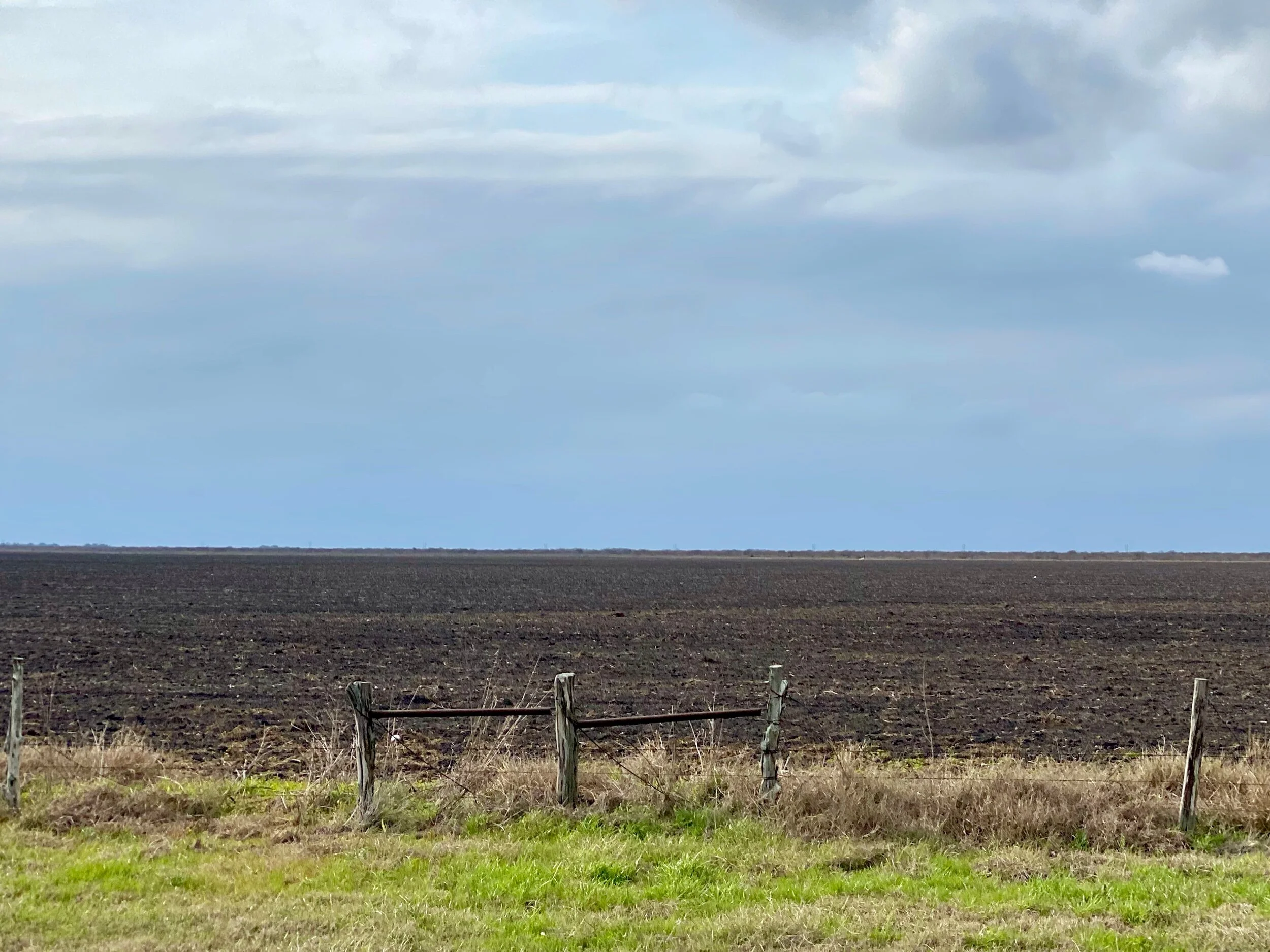 Texas is definitely big sky country, and southeastern Texas is as flat as a pancake on a hot griddle.