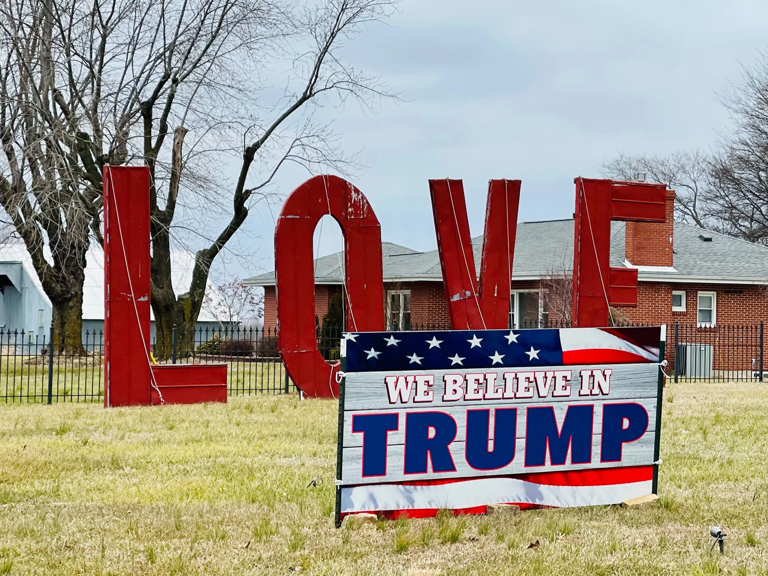 Seen near Perryville, MO.