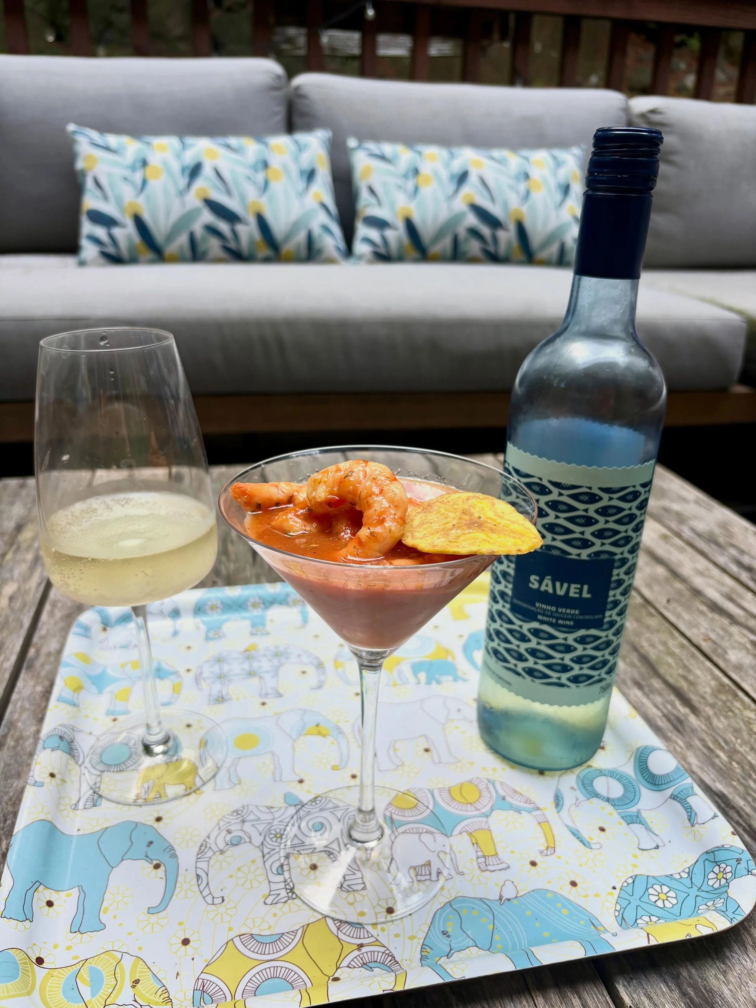 Take me back to Portugal, please.
A bubbly Vinho Verde paired with fresh Ceviche on a warm summer day.  Perfection.

#prpro #traveltheworld #fandbcomms