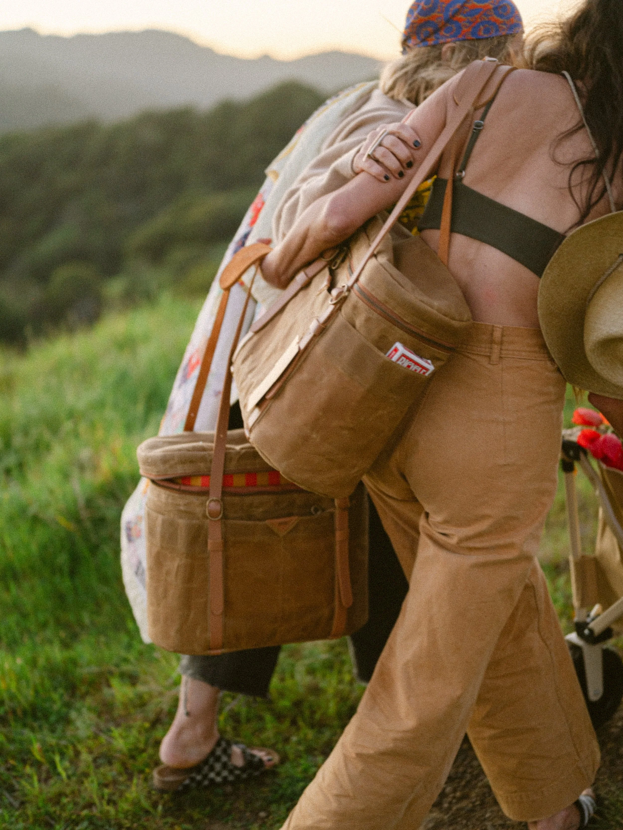 The every day picnic bag your wardrobe is missing ✌️