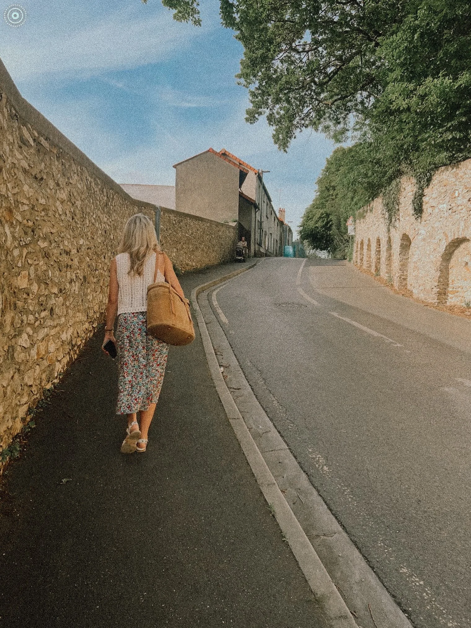 Yes, even a cooler bag can look chic ;)