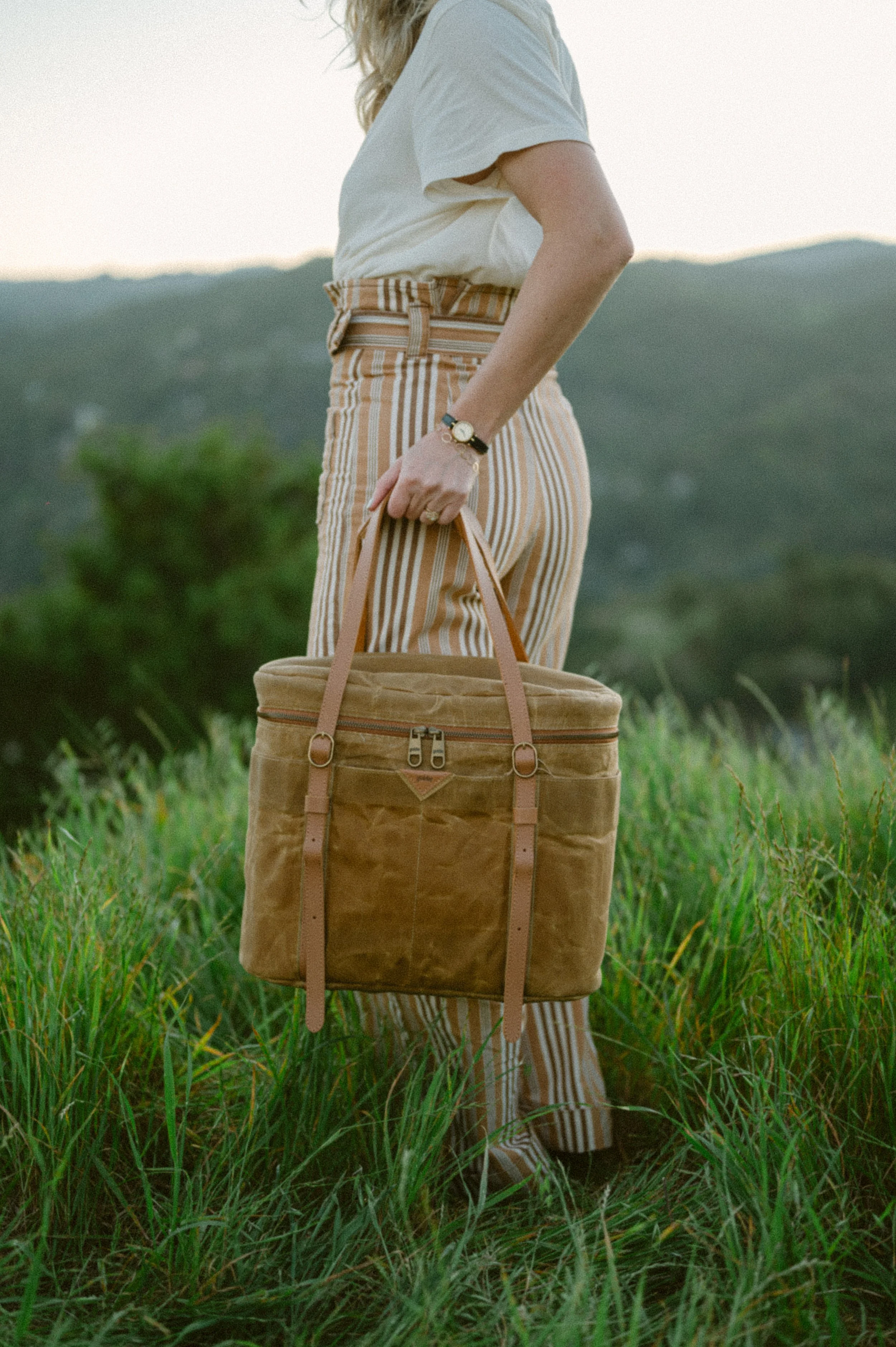 Goldie Picnic Bag stylish canvas insulated cooler bag with leather strap can be worn 4 ways.jpg