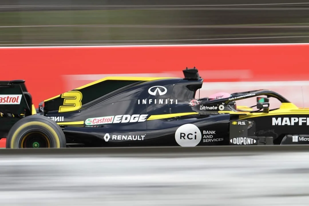 Daniel Ricciardo - Renault RS19 - F1 Spanish GP 2019 FP2
TBT! #tbt I just have re-discovered that pic of Dani Ricc in his Renault R.S19 during the 2019 Spanish GP FP2 session at Circuit de Catalunya so, why not posting it? From that year I rented a