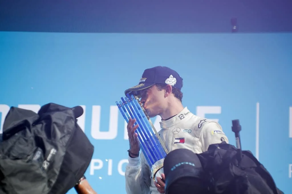 That might be a big TBT but it took me time,
You already know this: Nyck De Vries FIA Formula E World Champion of Season 7 !!
#nyckdevries #devries #ndv17 #eqmercedes #mercedesEQ #fiaformulae #formulaEphotography #formulaE #formulaEChampion #electr