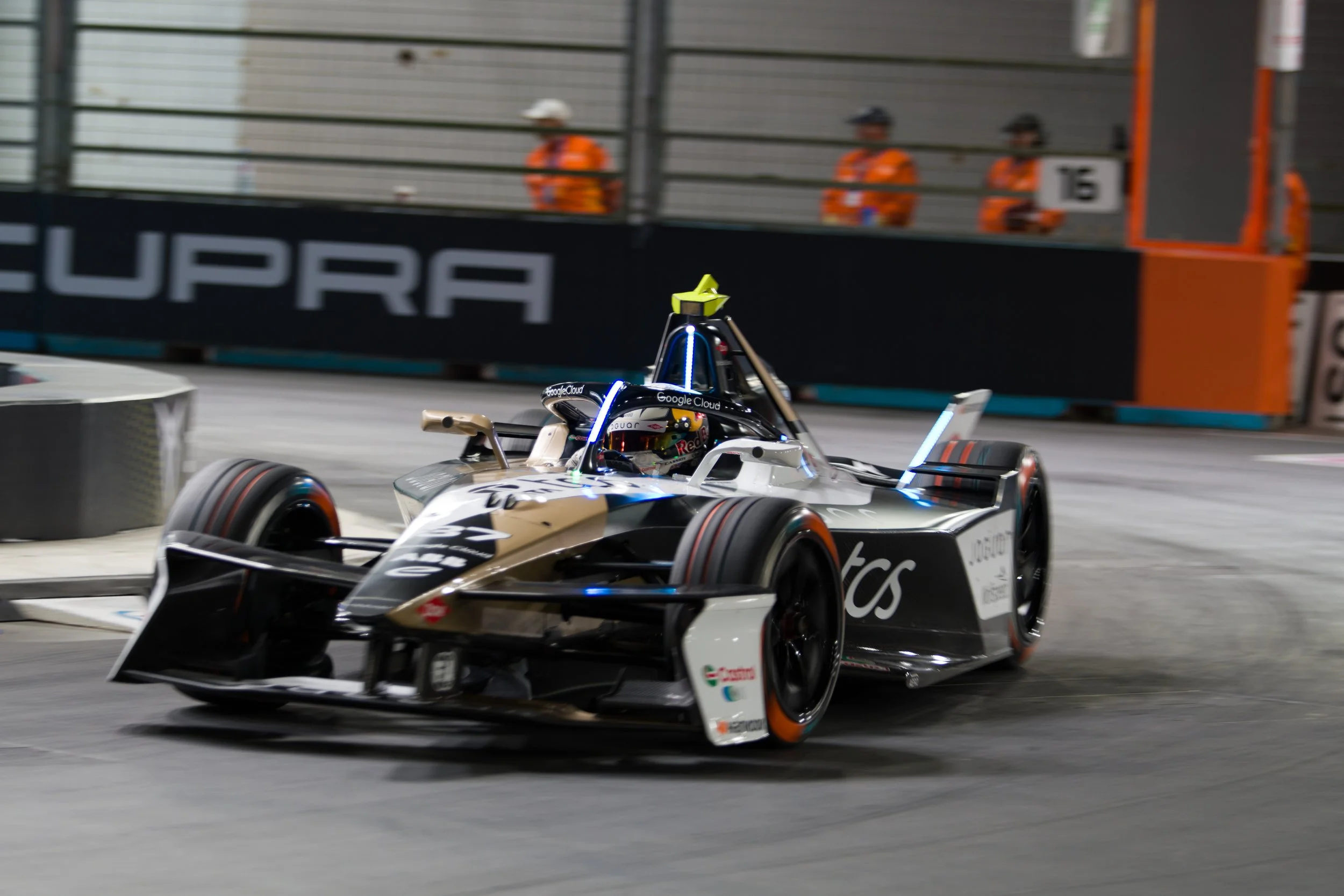 DGonzalez-0203.jpg