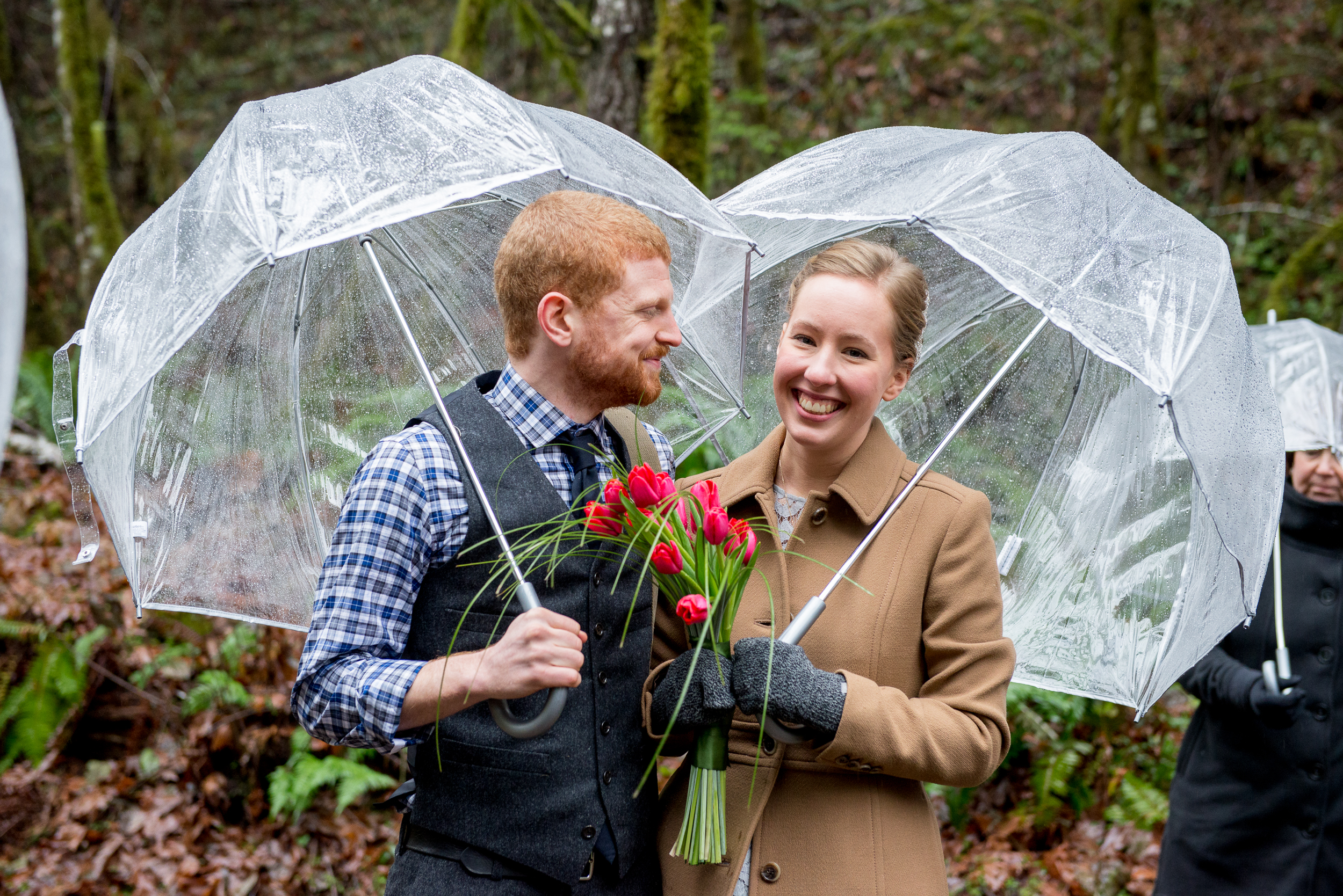 33-beazell-memorial-forest-intimate-outdoor-oregon-wedding.jpg