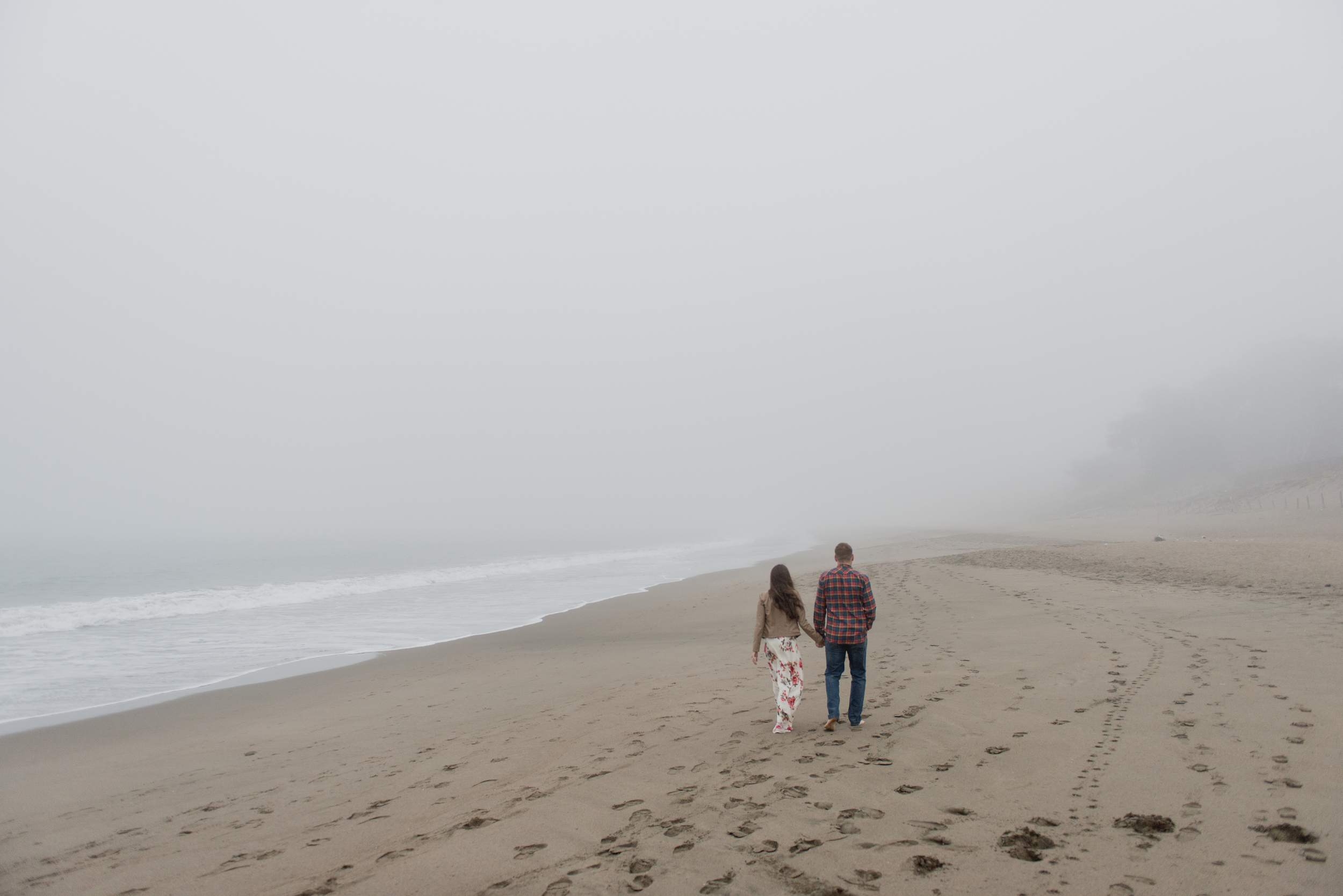 020-foggy-baker-beach-san-francisco-engagement-vivianchen.jpg