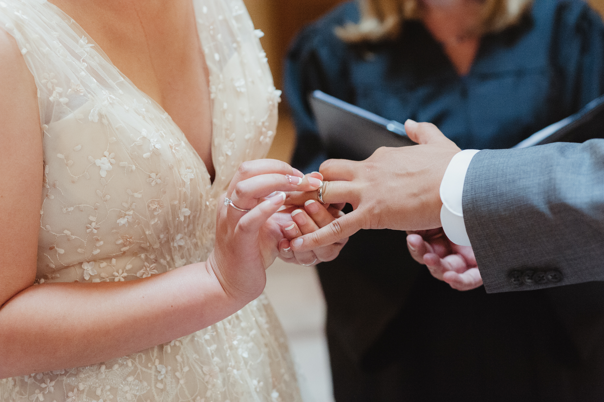 20-san-francisco-city-hall-elopement-photographer-vc.jpg