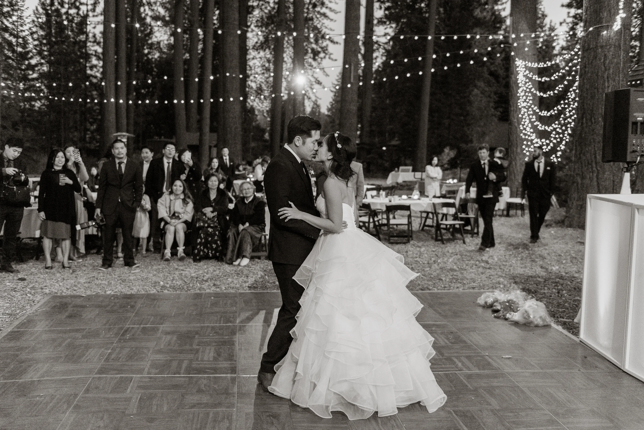 lake-tahoe-destination-wedding-vivianchen-85.jpg