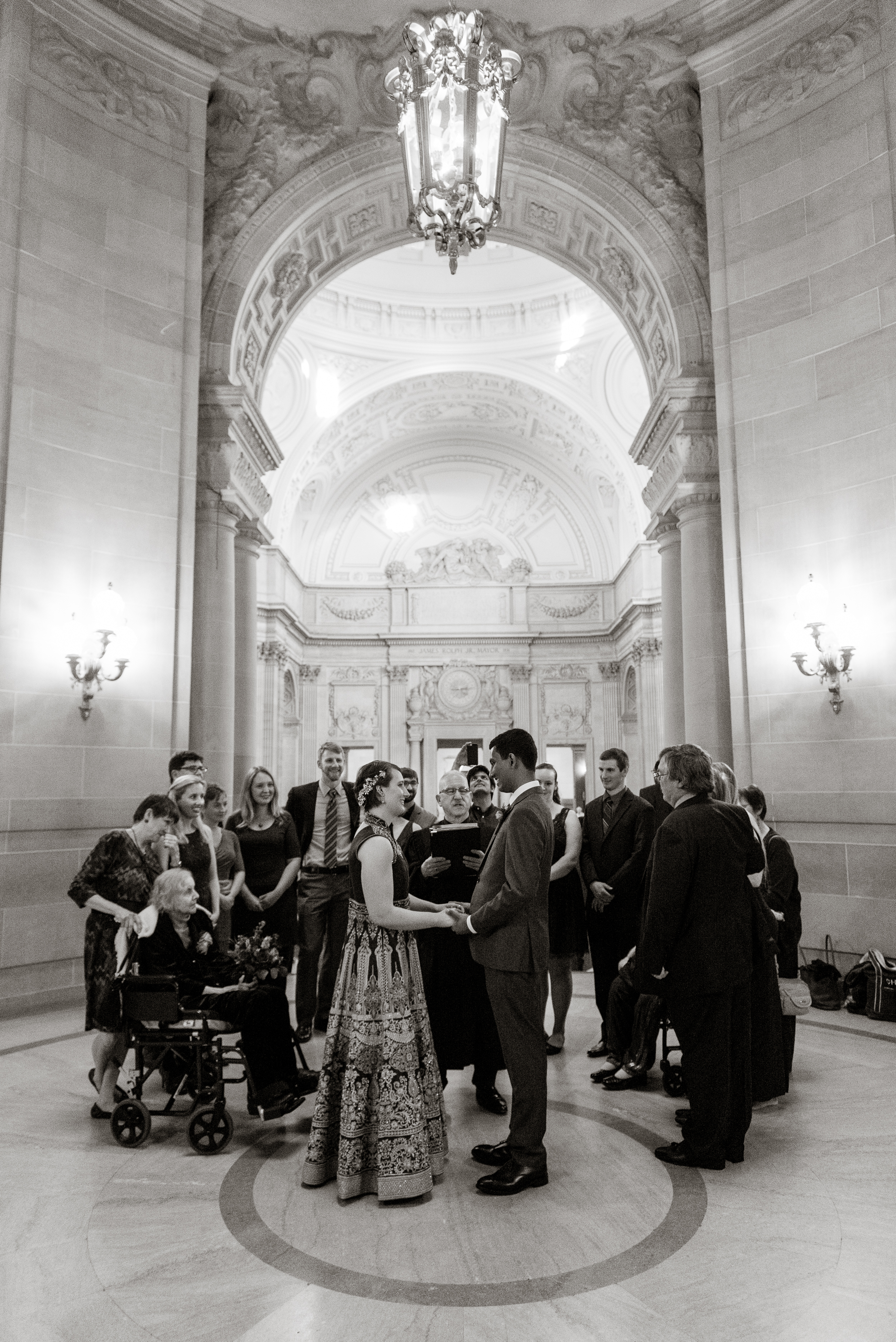 07-sf-city-hall-indian-wedding-elopement-vivianchen-145.jpg