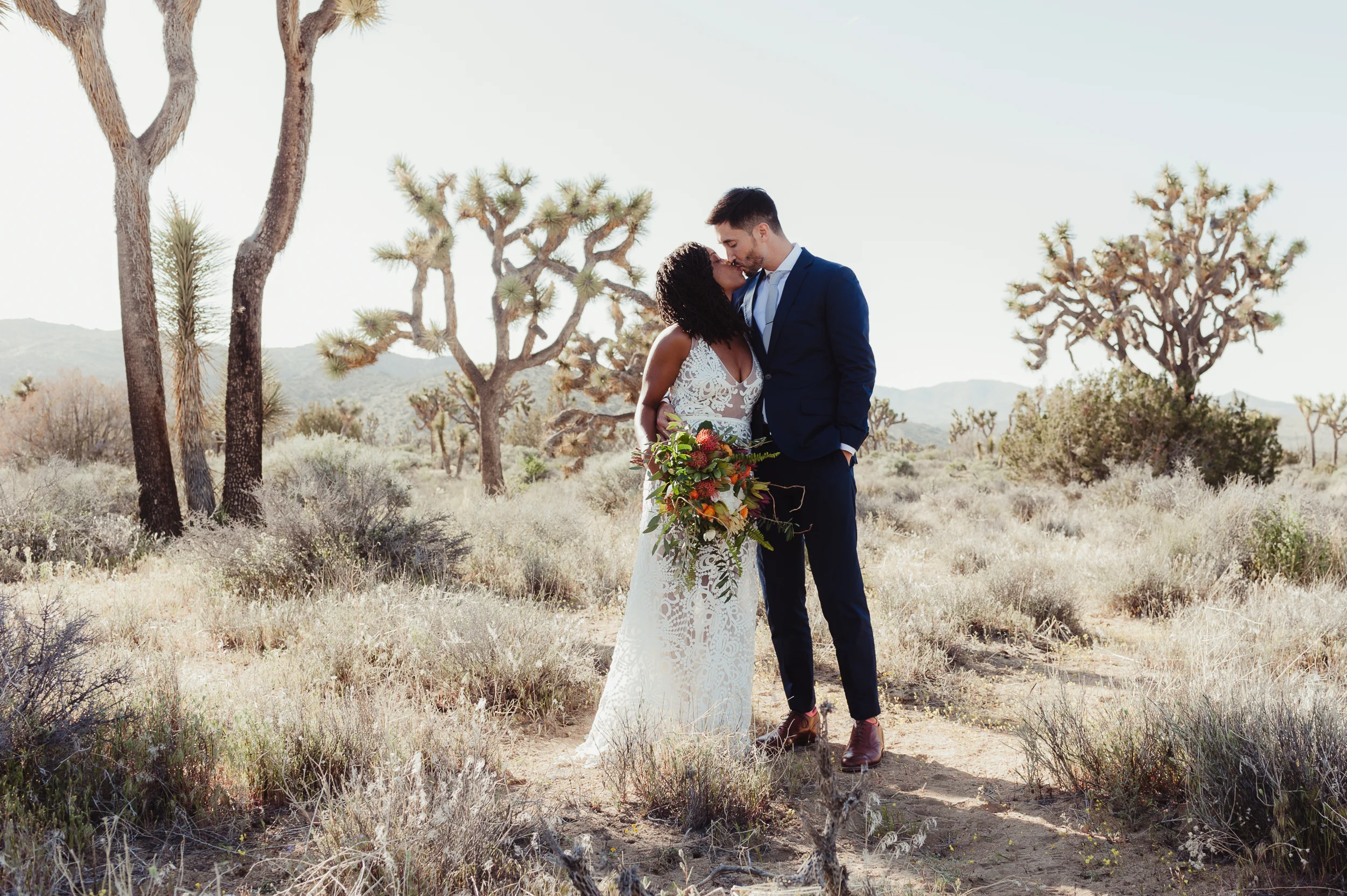 38-51-joshua-tree-ace-hotel-wedding-vivianchen-203.jpg
