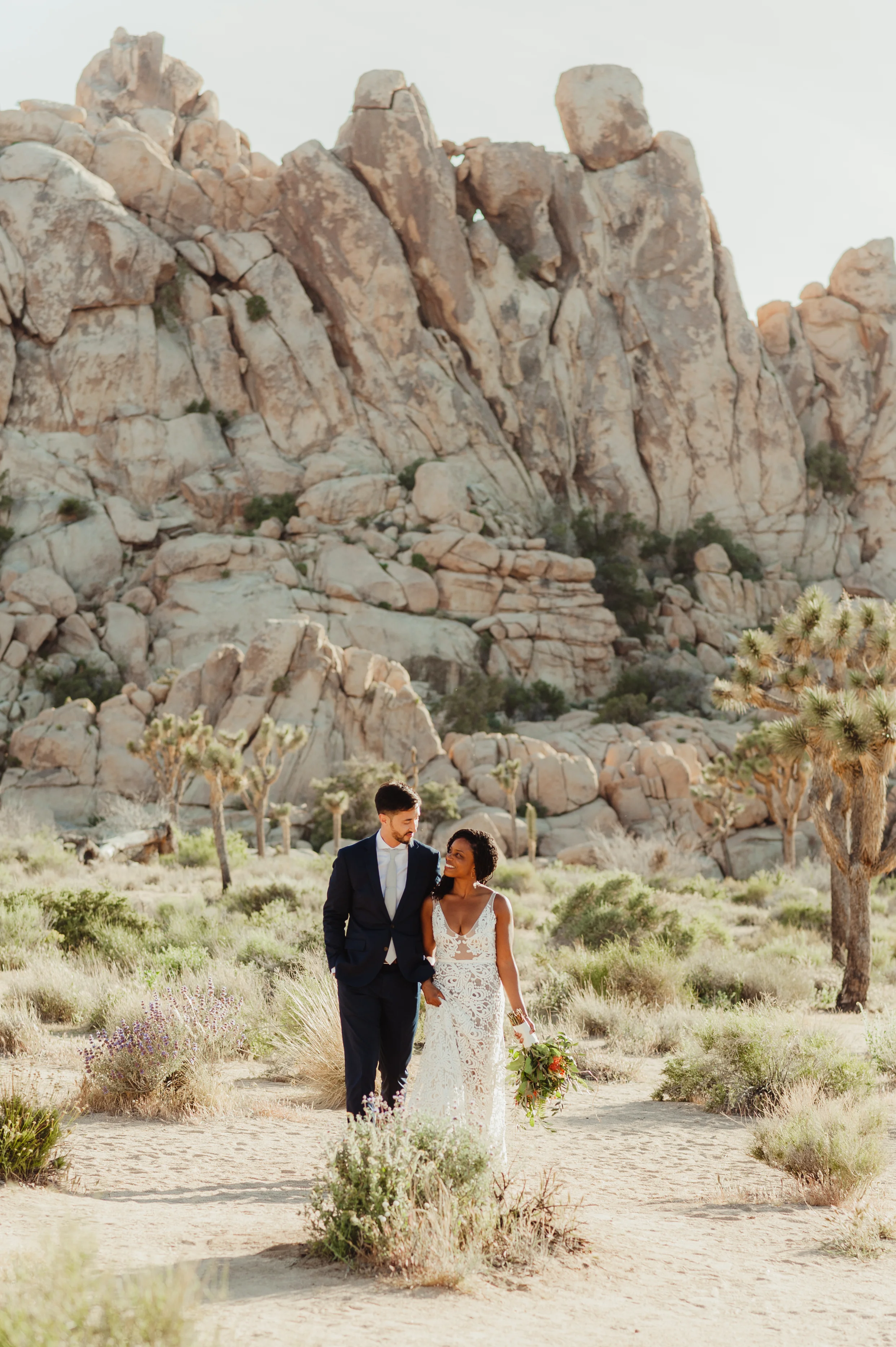 51-70-joshua-tree-ace-hotel-wedding-vivianchen-337.jpg