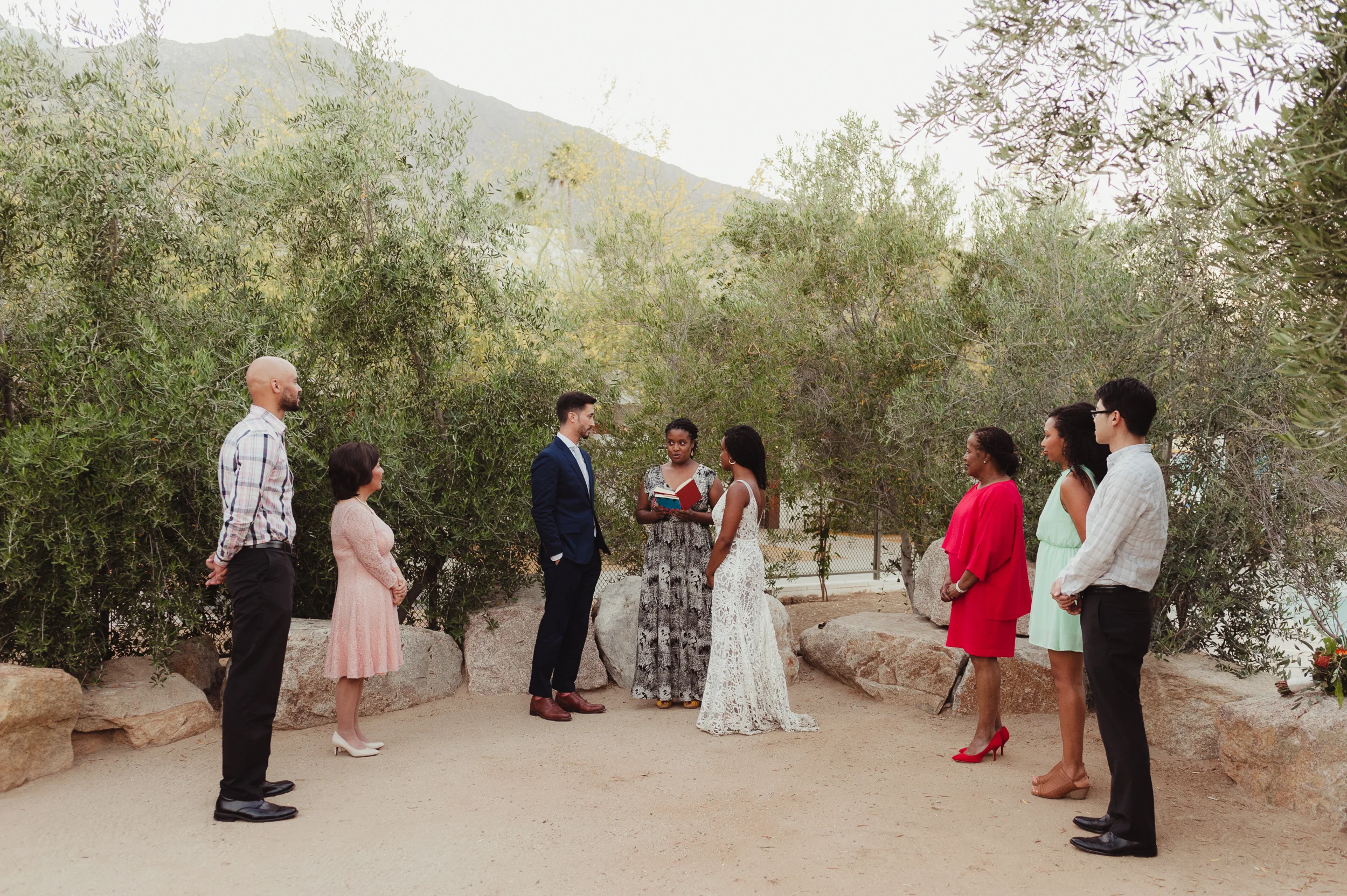54-74-joshua-tree-ace-hotel-wedding-vivianchen-371.jpg