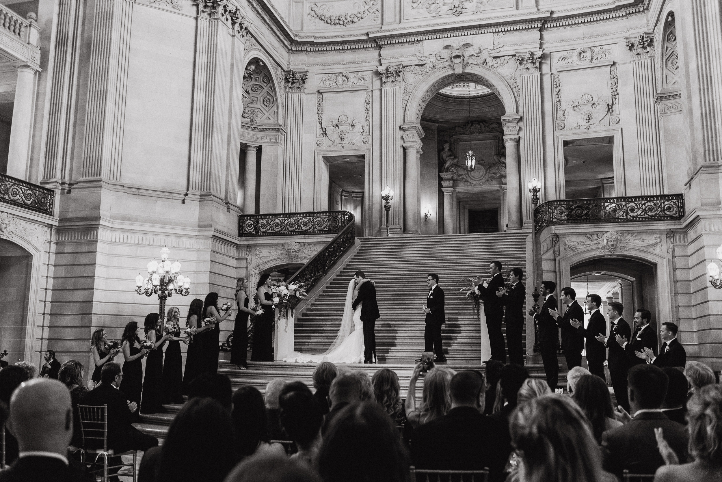 41-elegant-san-francisco-city-hall-wedding-vivianchen-0494.jpg