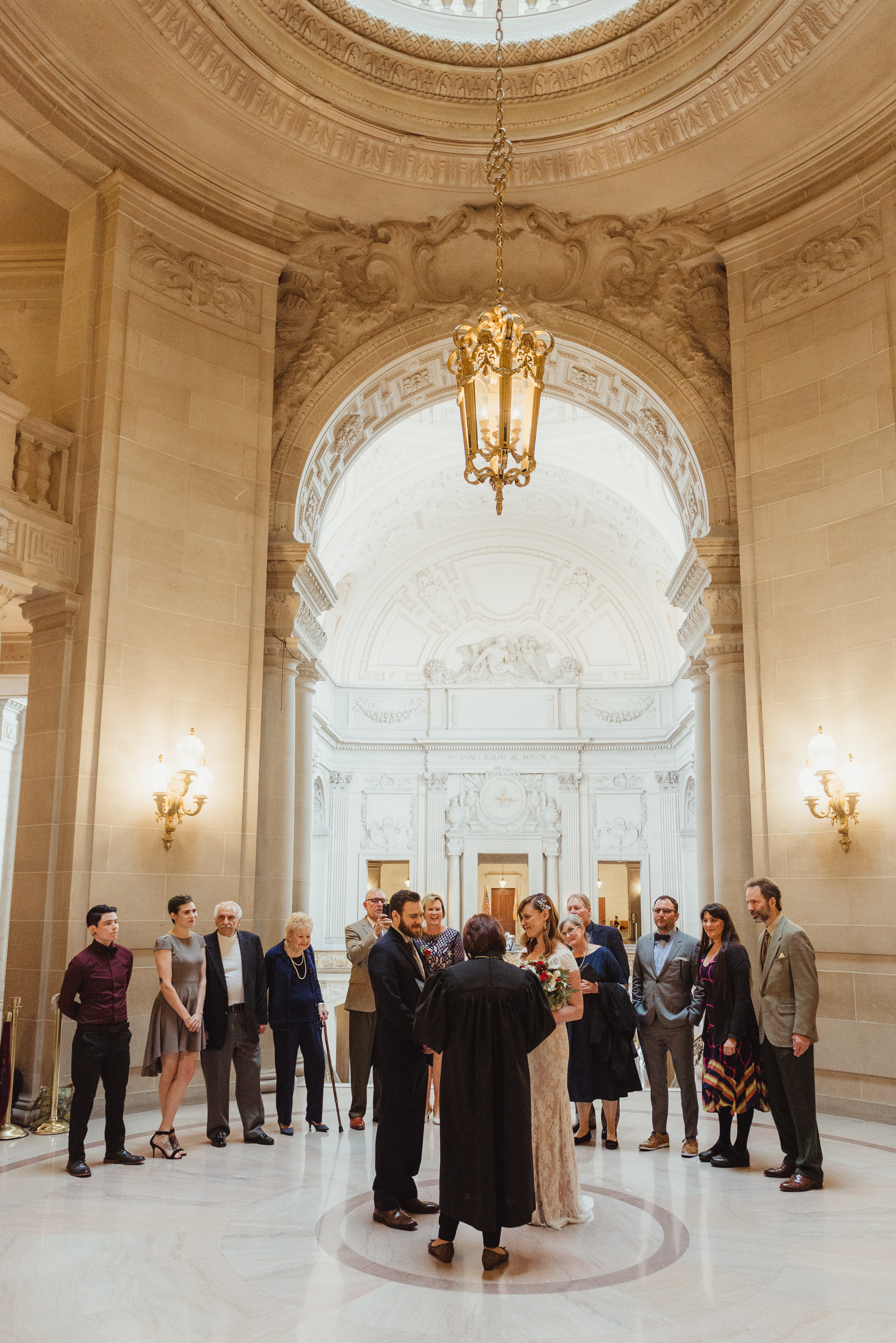 15-san-francisco-city-hall-elopement-js-vivianchen-109.jpg