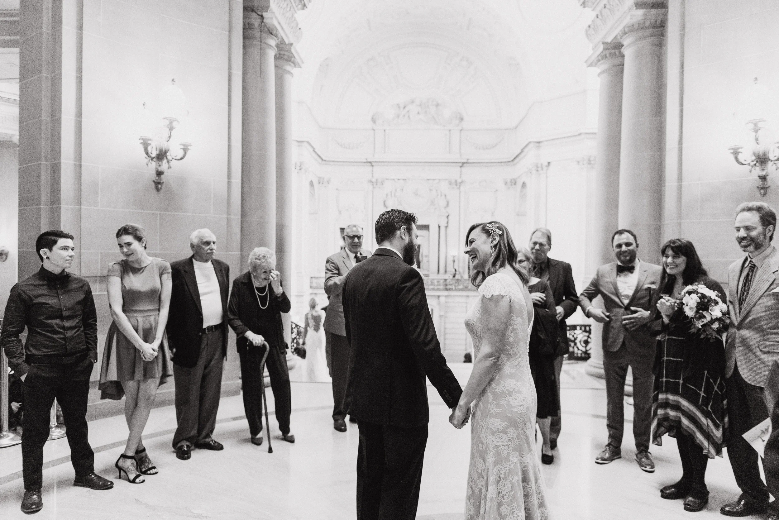 24-san-francisco-city-hall-elopement-js-vivianchen-142.jpg