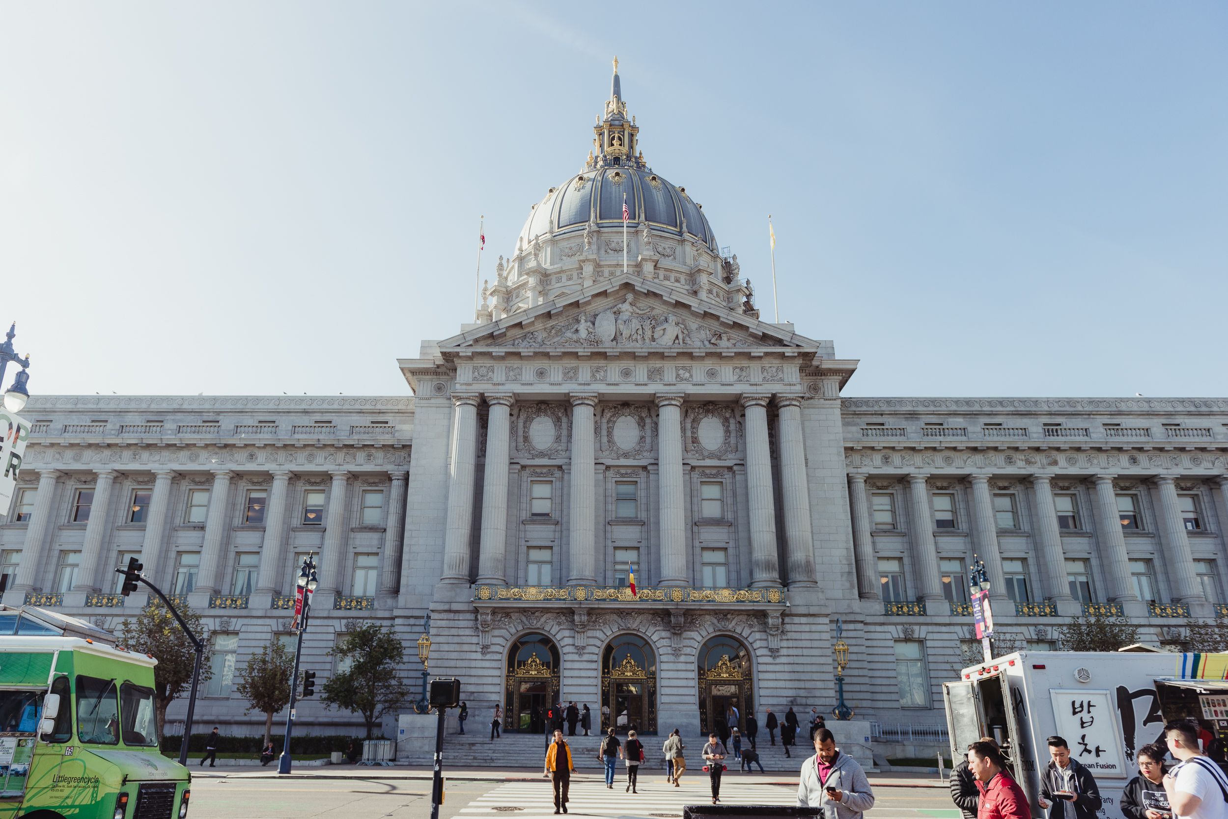 01-destination-sf-city-hall-elopement-north-beach-reception-vivianchen-2447.jpg