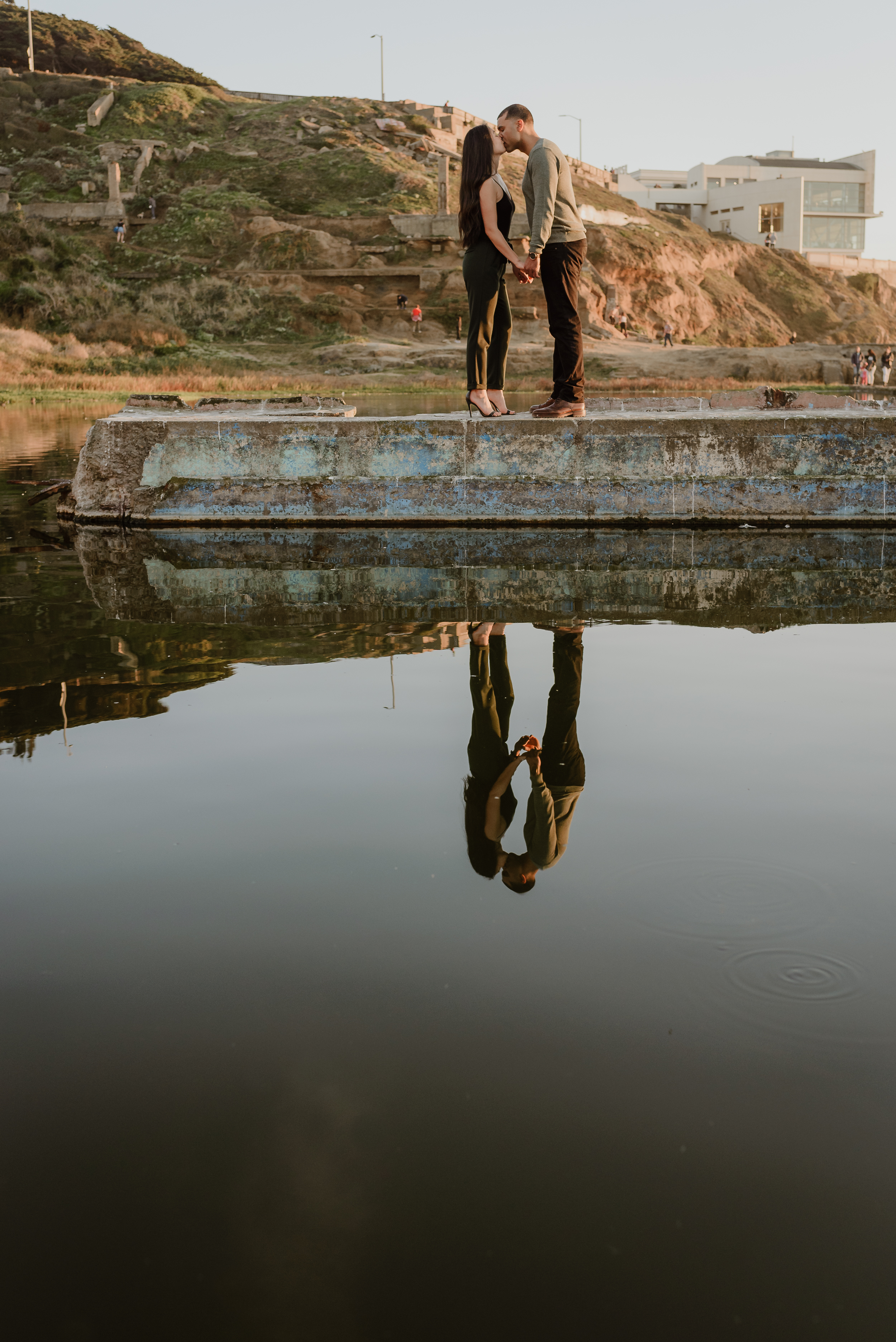 lands-end-sutro-baths-engagement-session-vivianchen-102.jpg