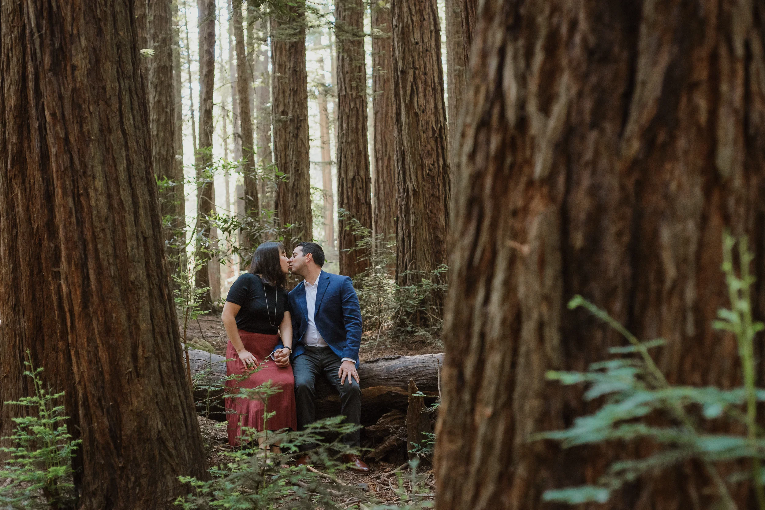 oakland-redwood-engagement-session-photographer-vivianchen-049.jpg