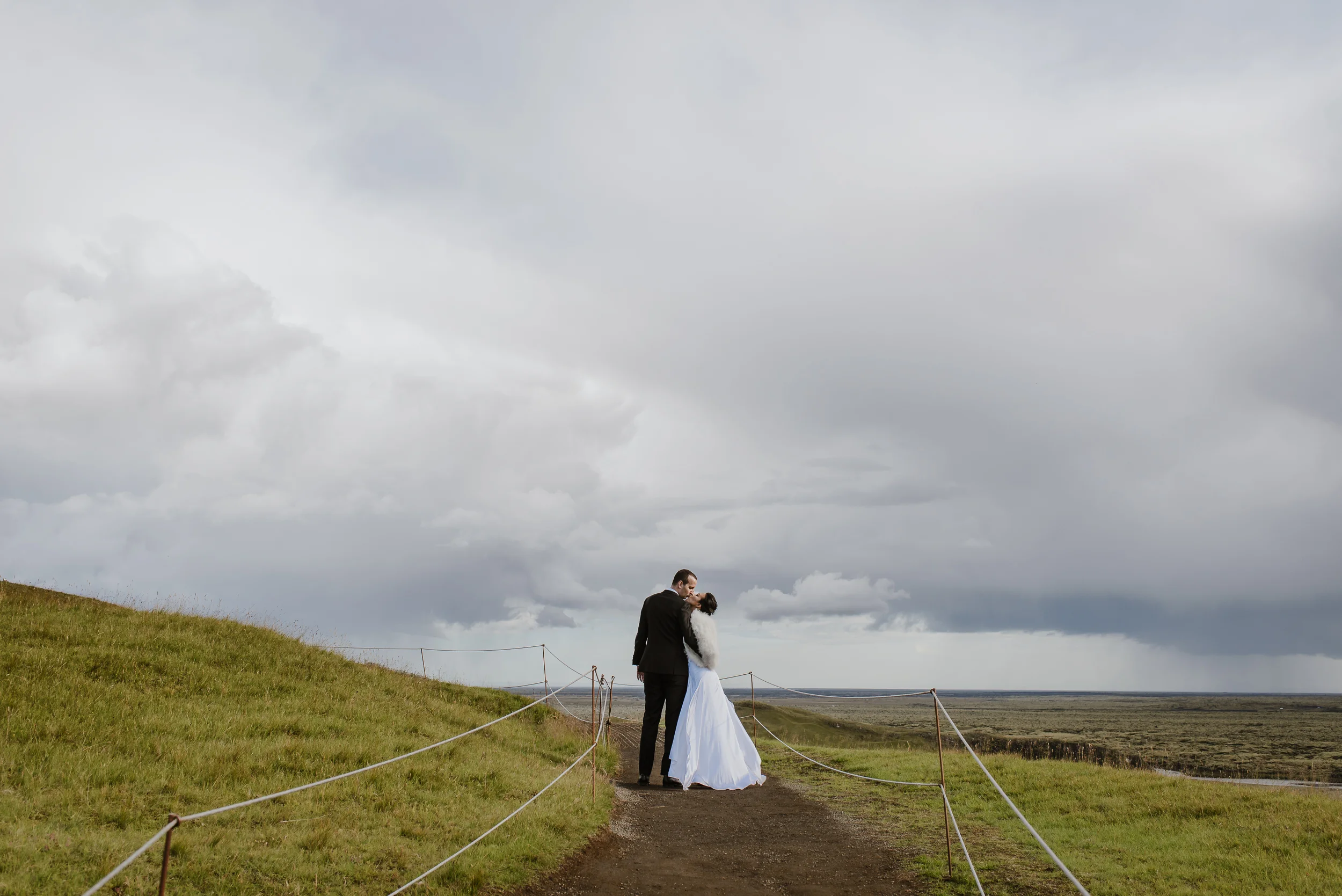 12-destination-wedding-iceland-engagement-session-vivianchen-134.jpg