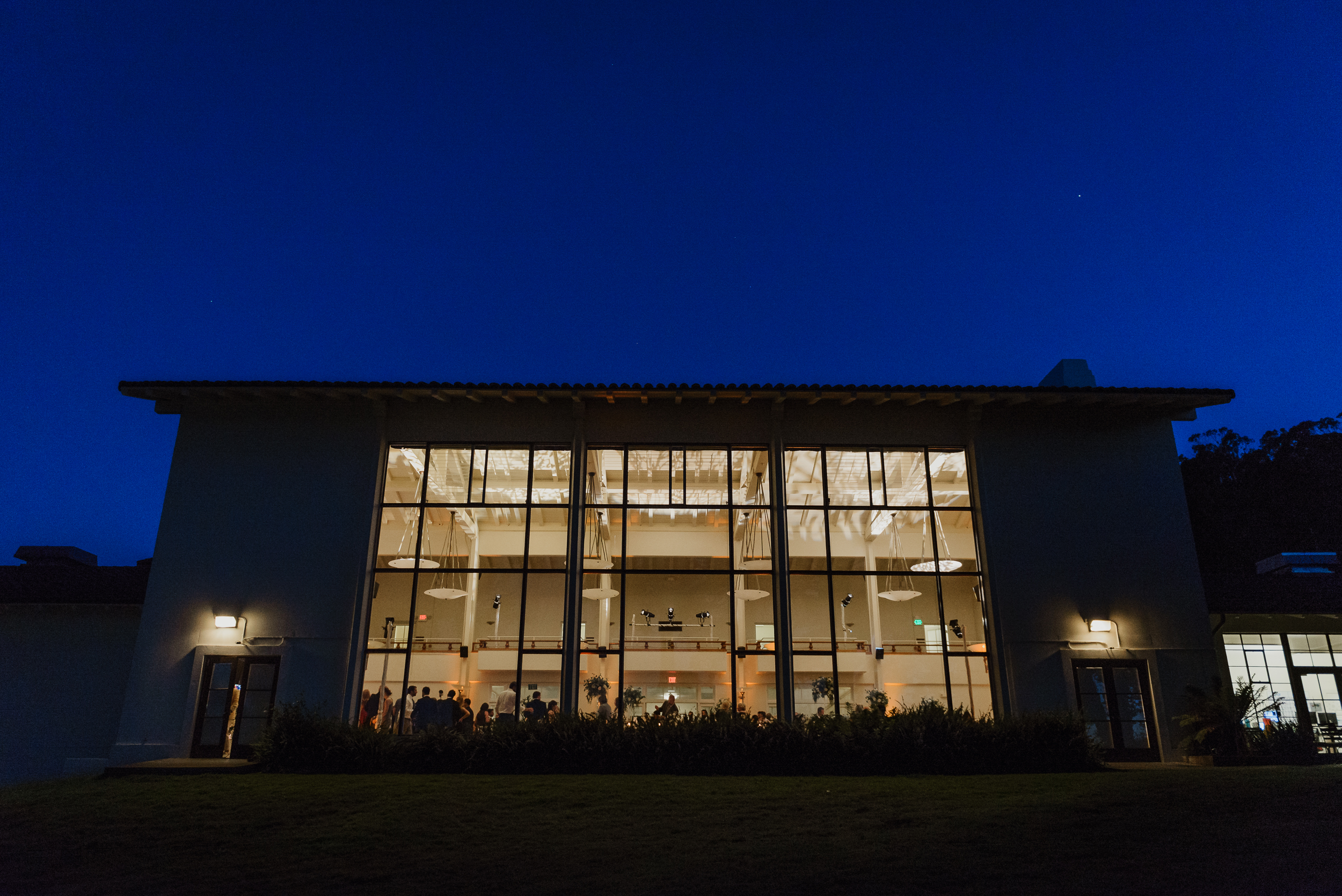 80-traditional-san-francisco-presidio-golden-gate-club-wedding-vivianchen-069.jpg