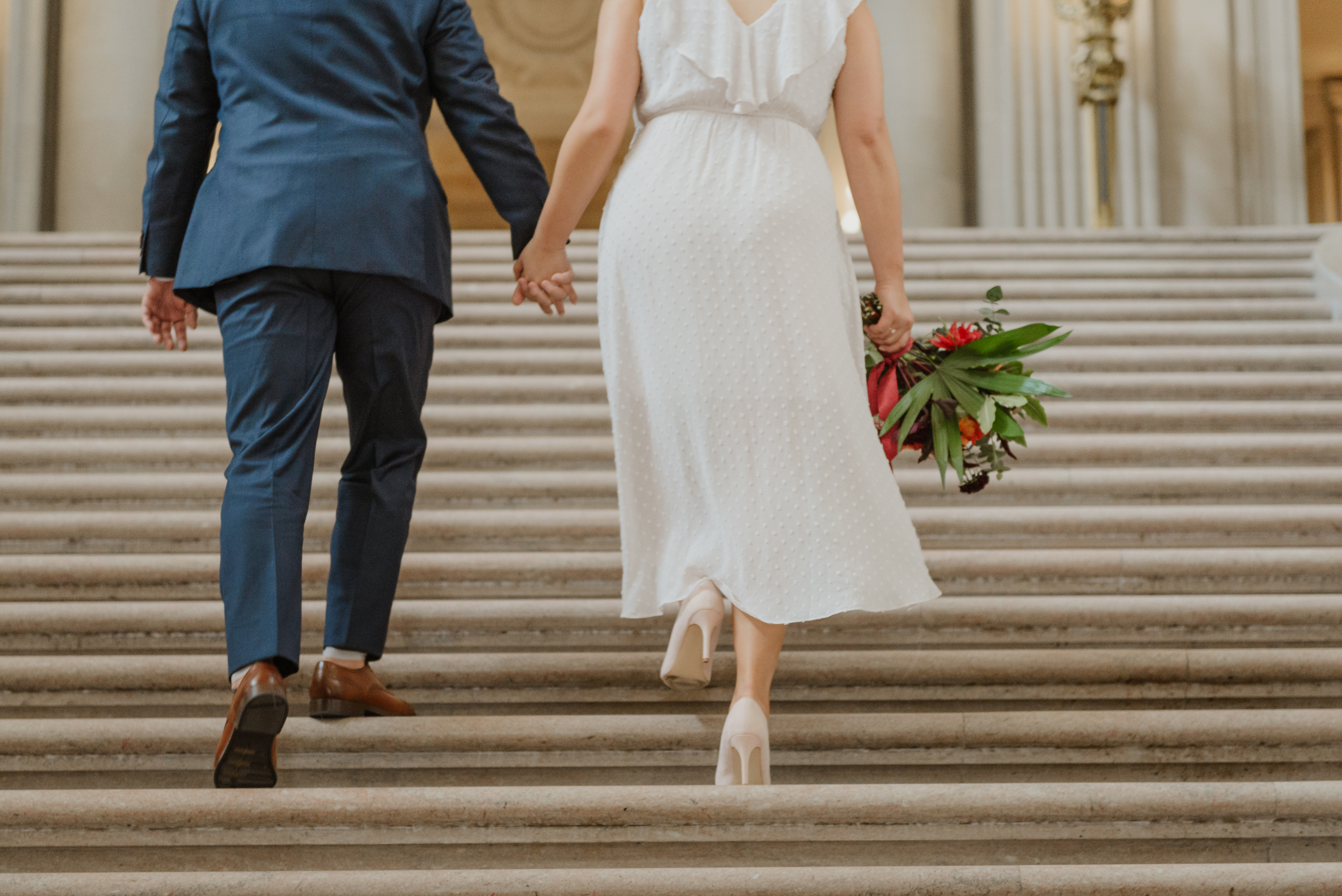 13-san-francisco-city-hall-redwood-grove-elopement-vivianchen-091.jpg