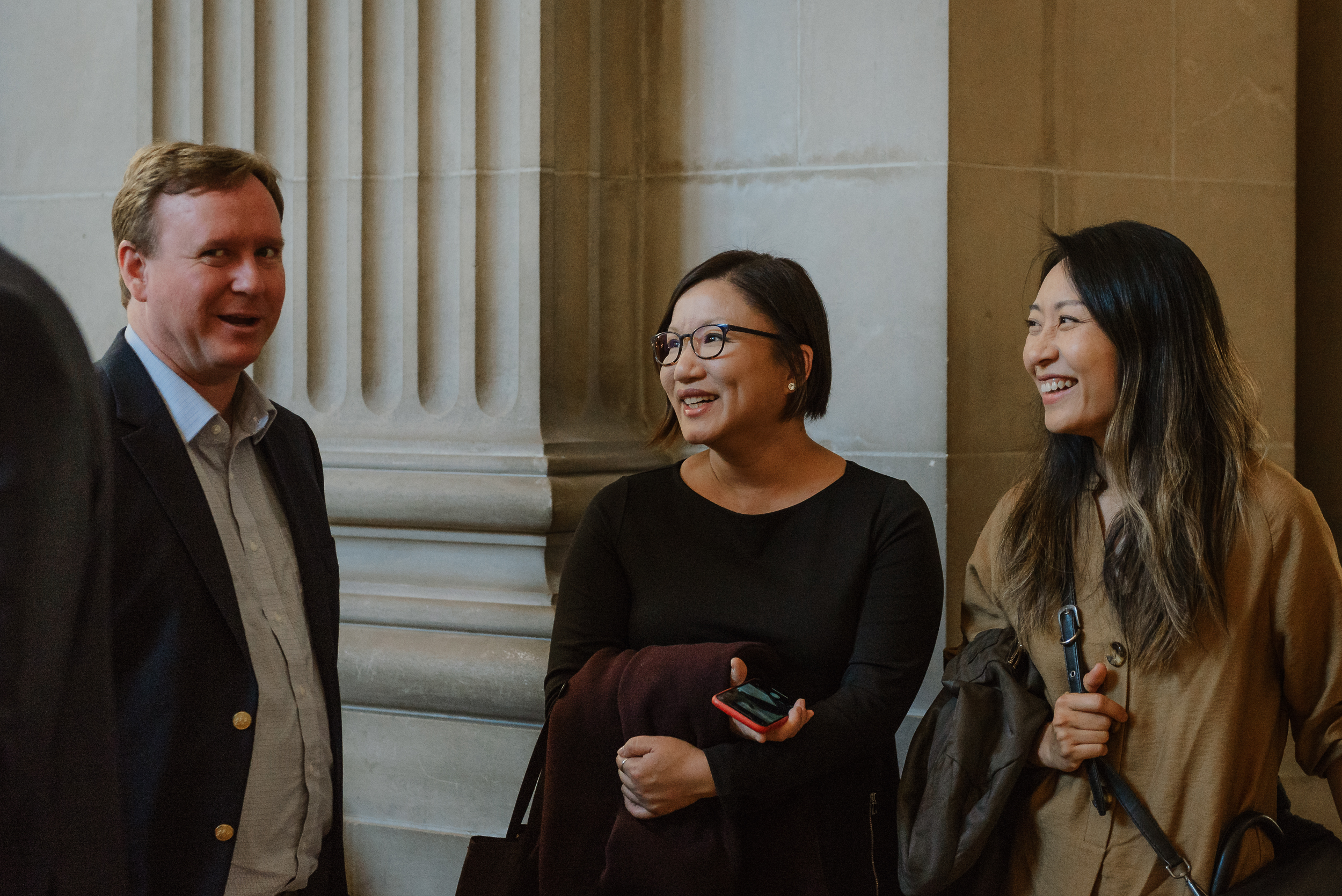 09-christmas-san-francisco-city-hall-elopement-vivianchen-072.jpg