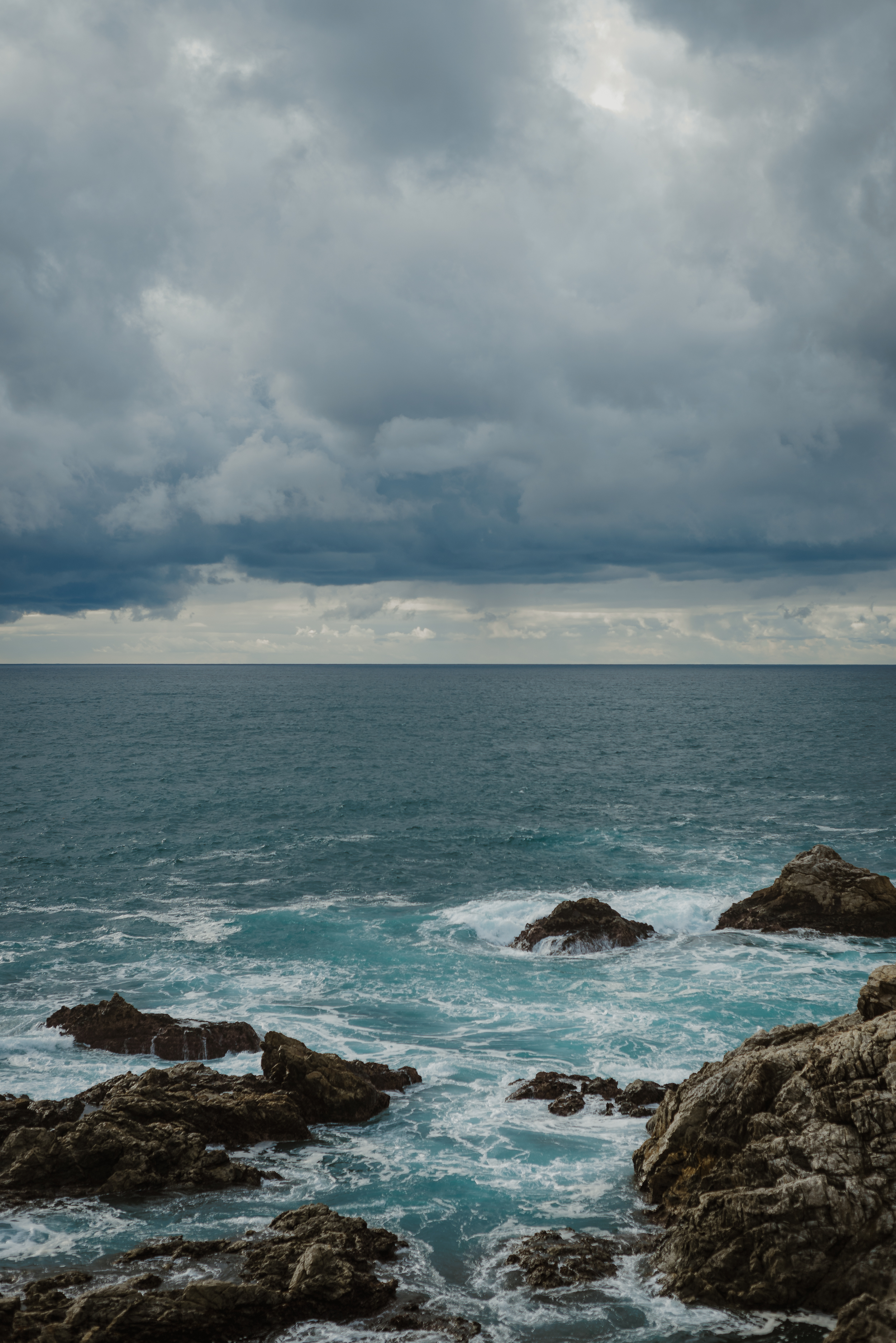 carmel-big-sur-garrapata-state-park-california-coast-engagement-session-vivianchen-006.jpg