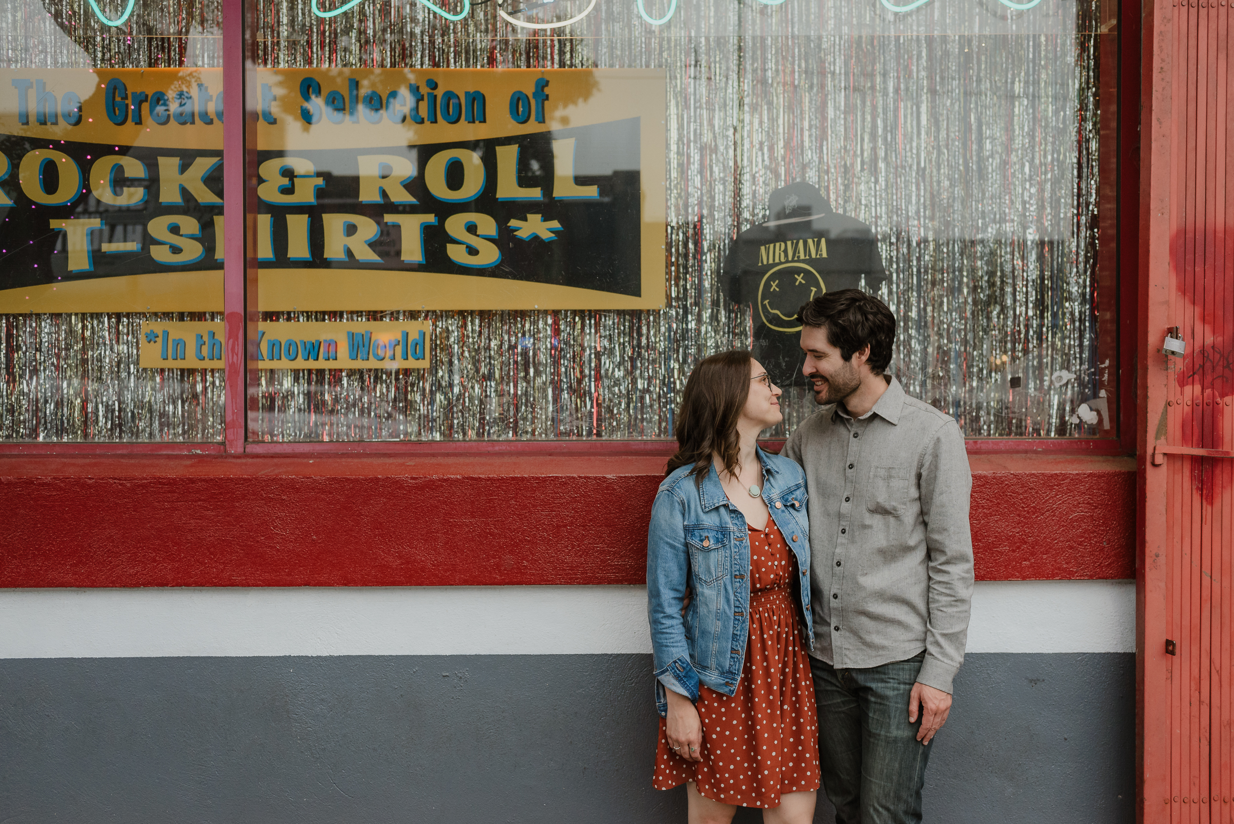 san-francisco-haight-ashbury-engagement-session-vivianchen-073.jpg