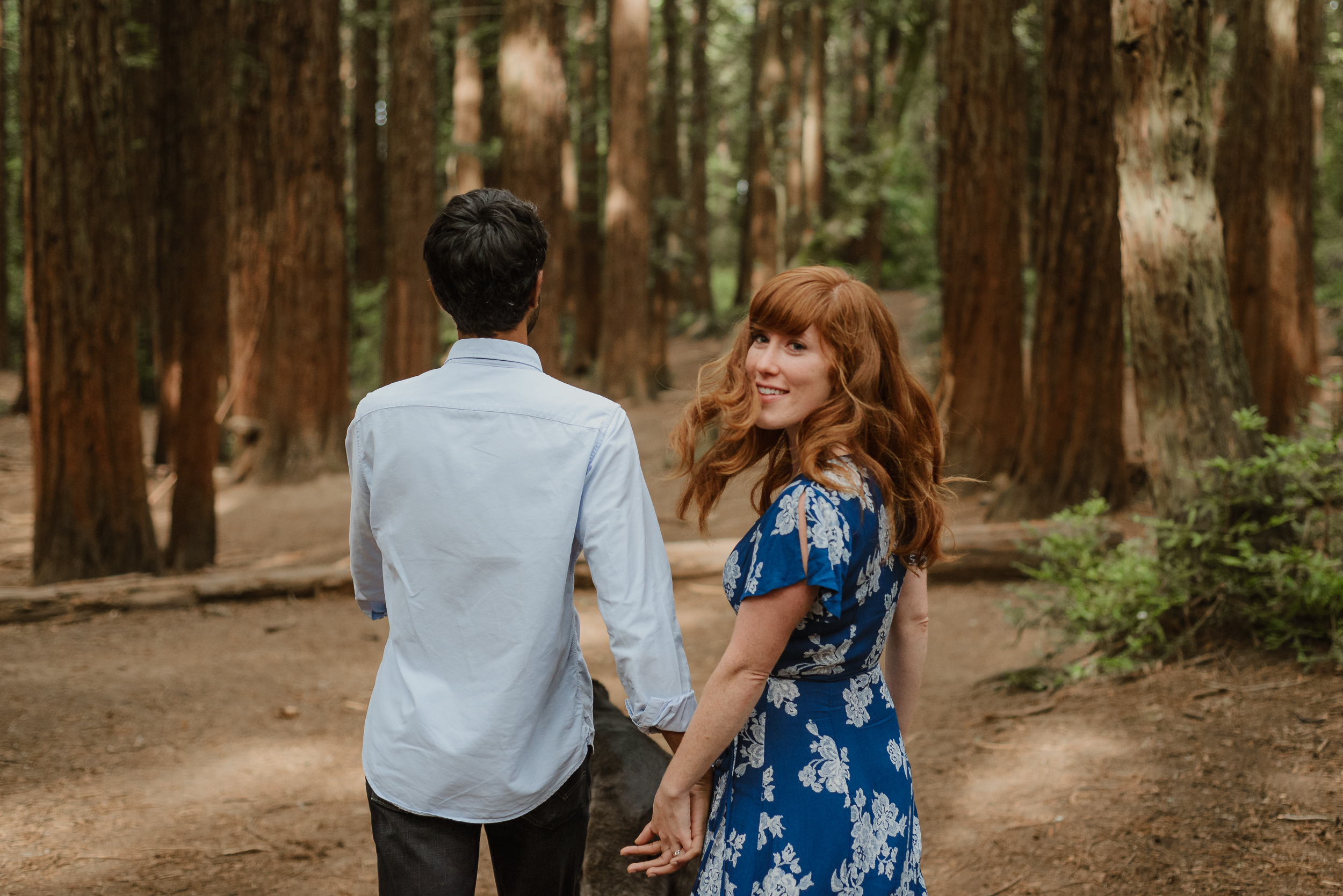 01-oakland-joaquin-miller-park-redwood-grove-engagement-session-vivianchen-013.jpg