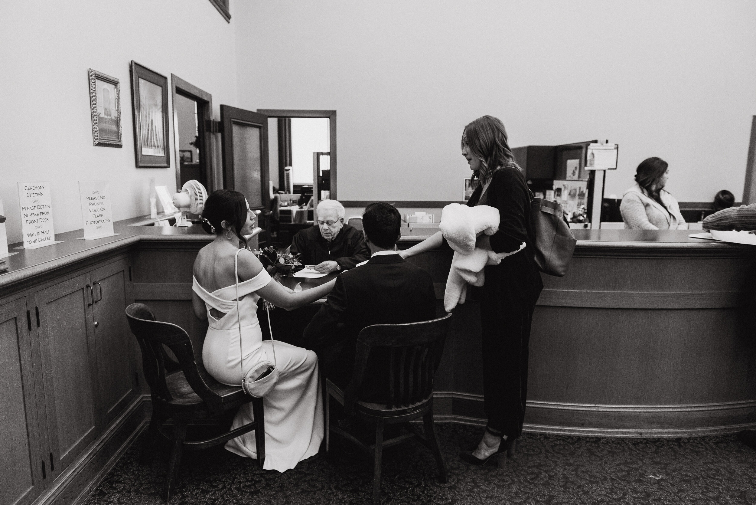 25-san-francisco-city-hall-elopement-photographer-vivianchen-os-110.jpg