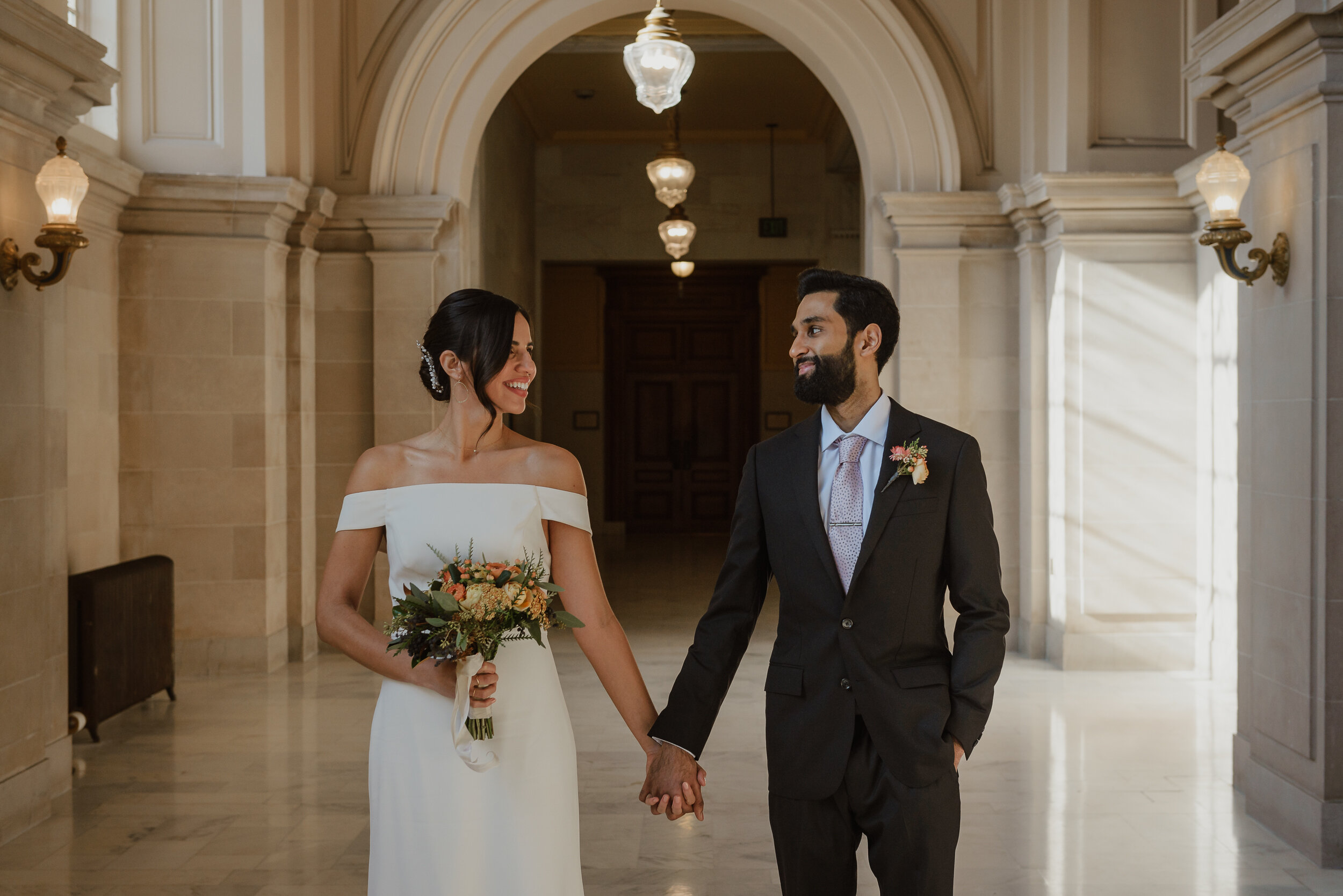 43-san-francisco-city-hall-elopement-photographer-vivianchen-os-239.jpg