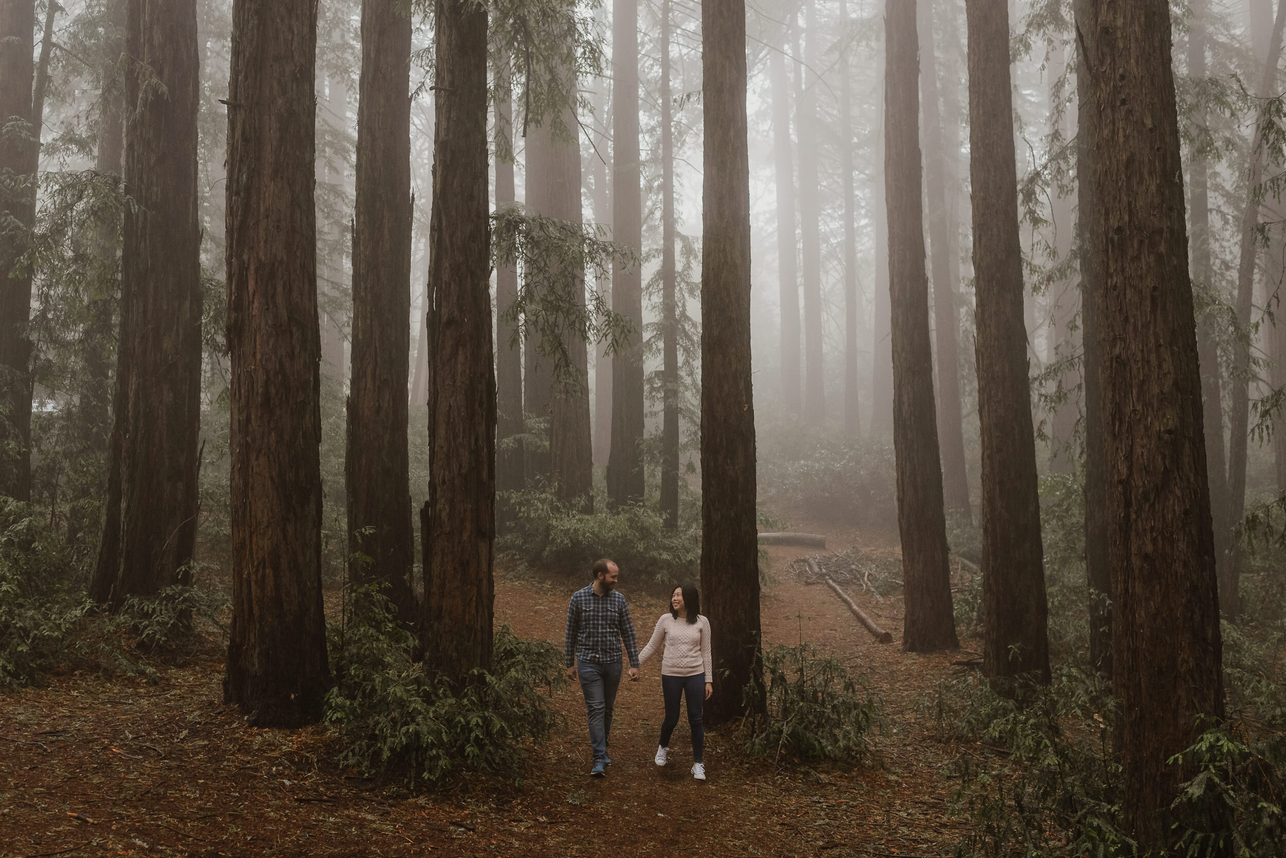 001-foggy-redwood-grove-oakland-joaquin-miller-park-engagement-vivianchen-8679.jpg