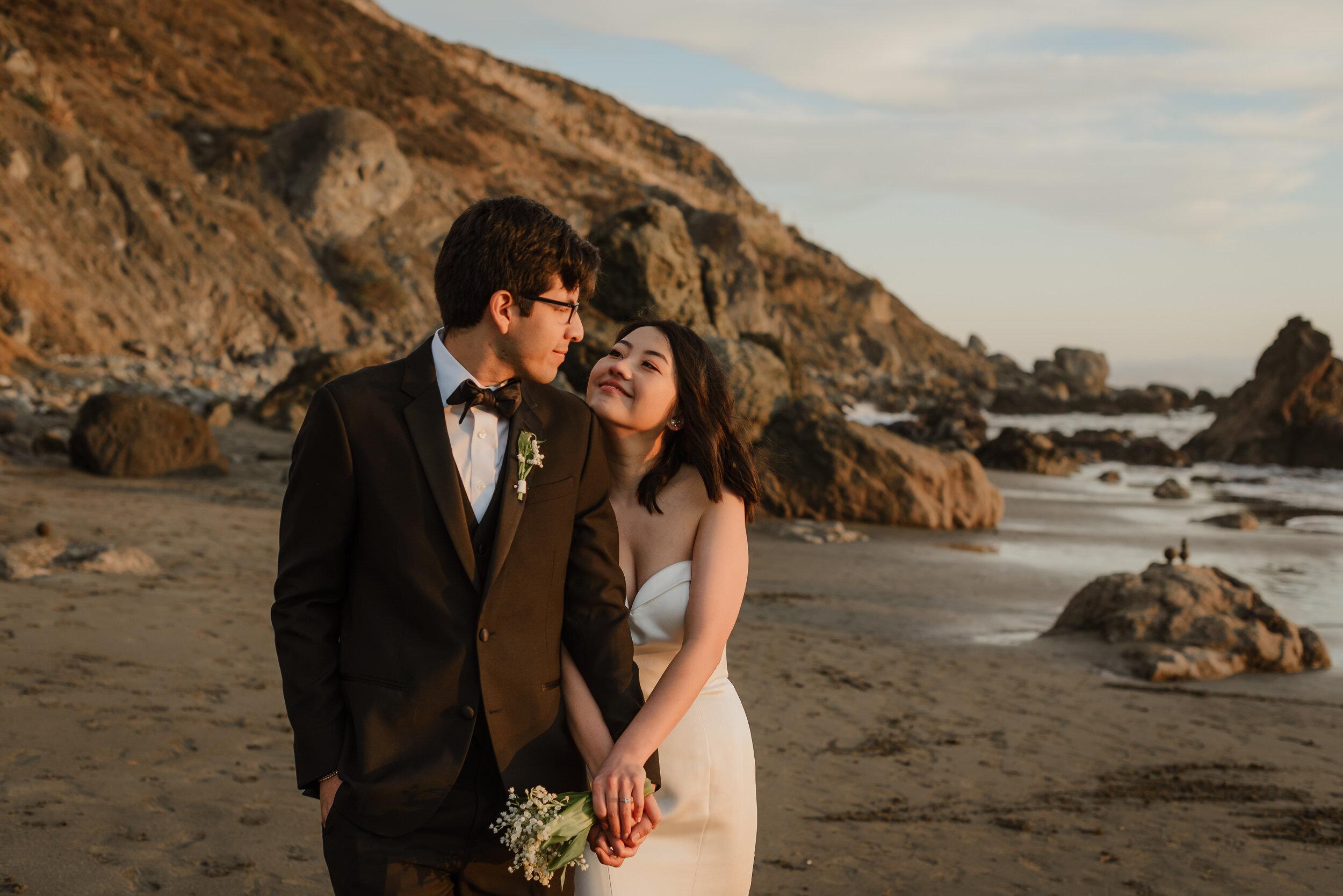 43-mill-valley-marin-mount-tamalpais-muir-beach-elopement-minimony-vivianchen-4122.jpg