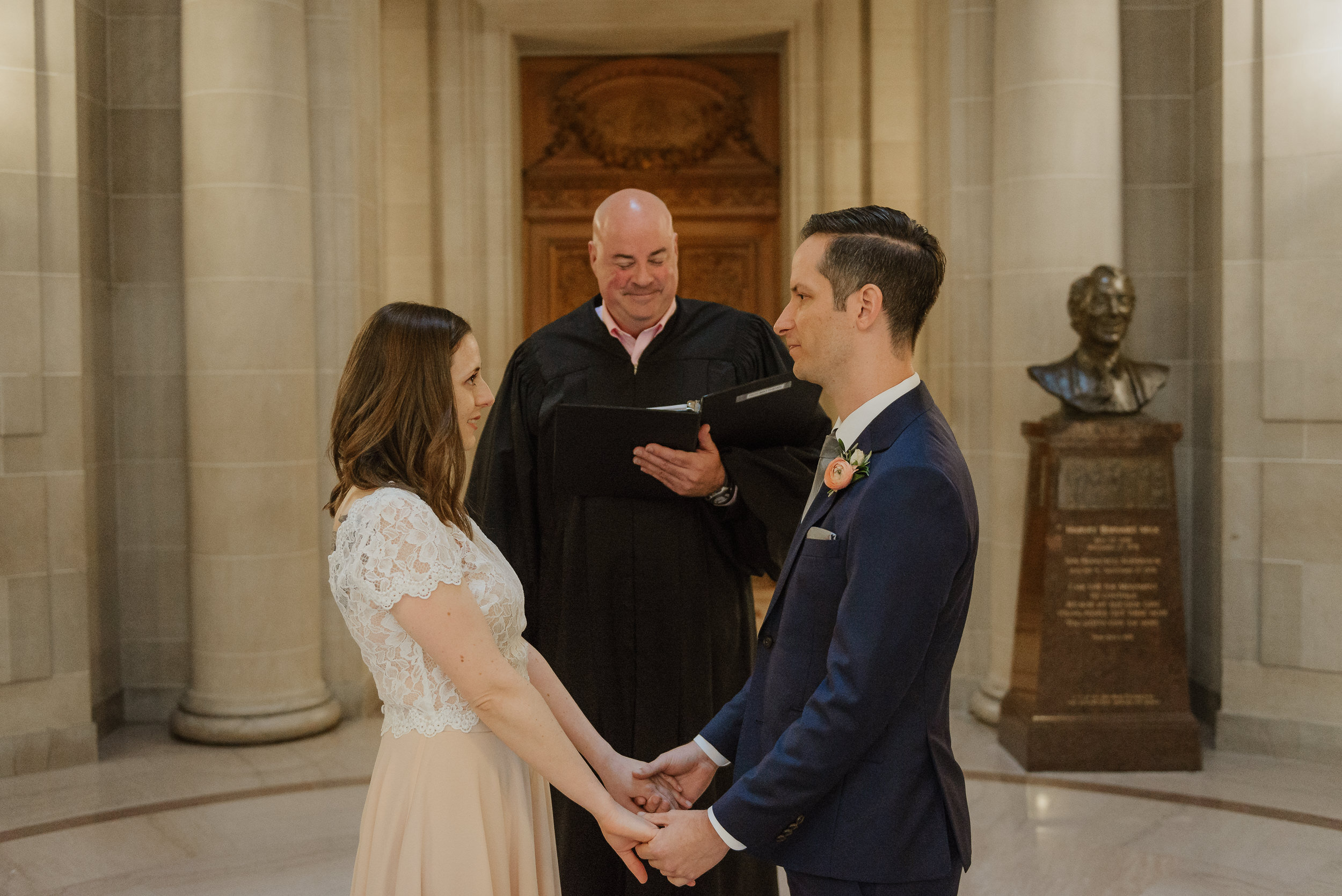 019-san-francisco-city-hall-golden-gate-park-elopement-vivianchen-082.jpg