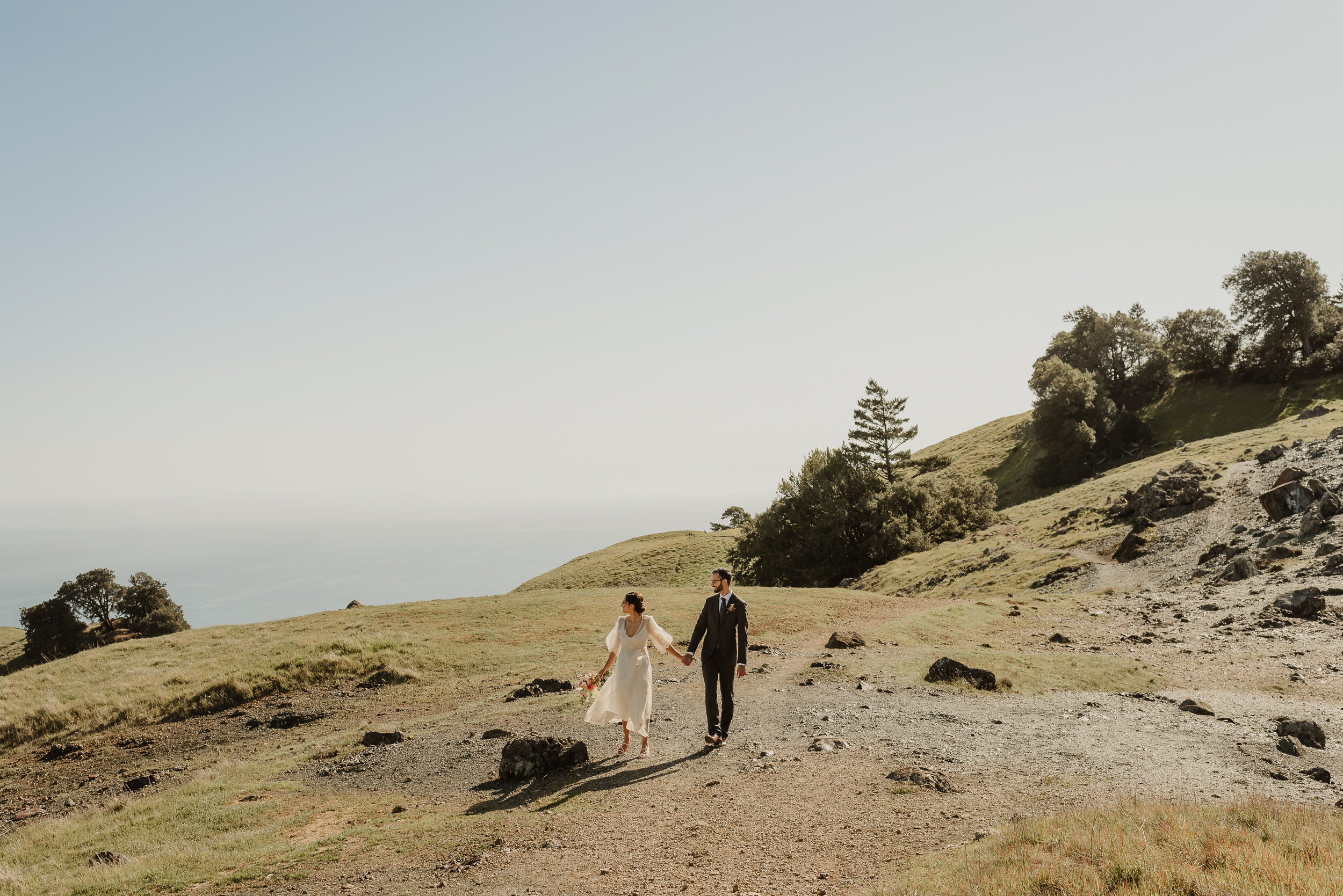 027-marin-mount-tamalpais-muir-beach-elopement-vivianchen-137.jpg