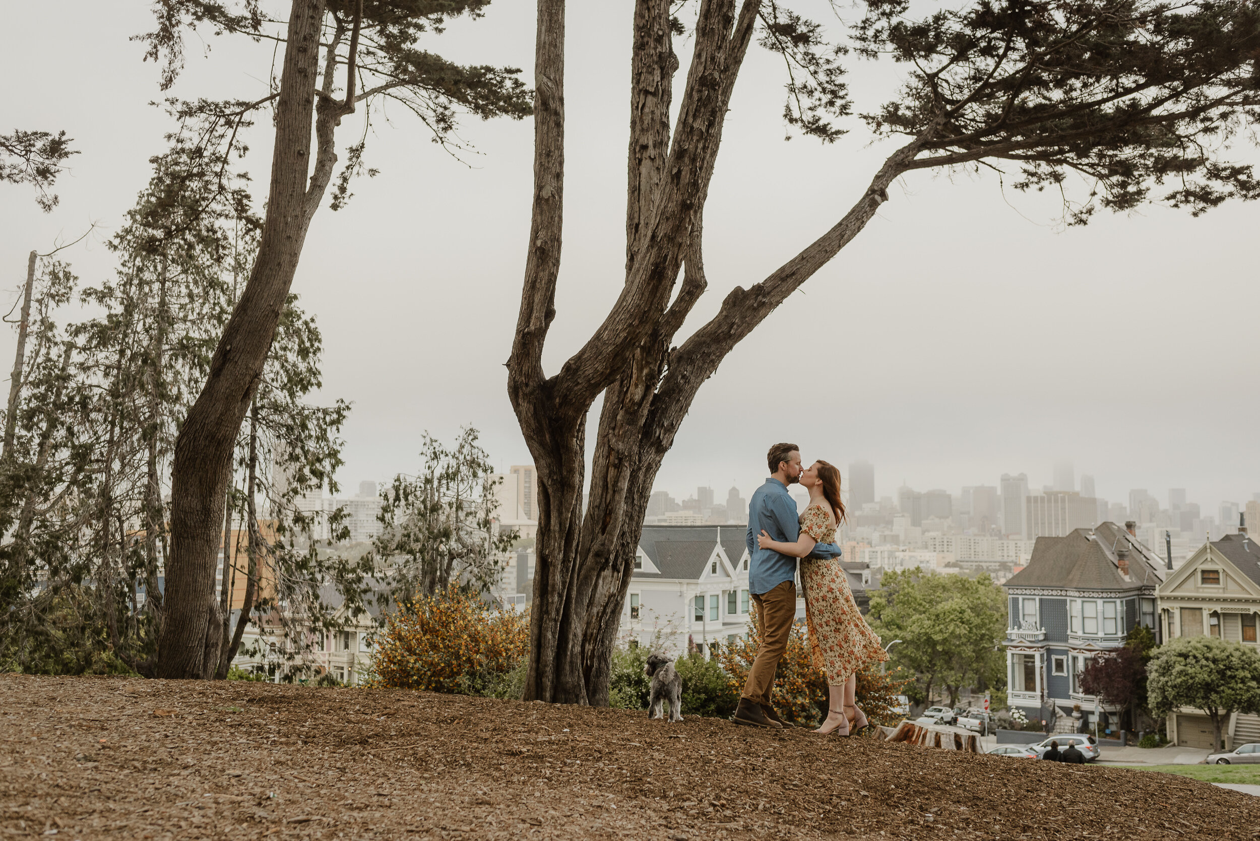 001-alamo-square-san-francisco-engagement-session-vivianchen-60.jpg