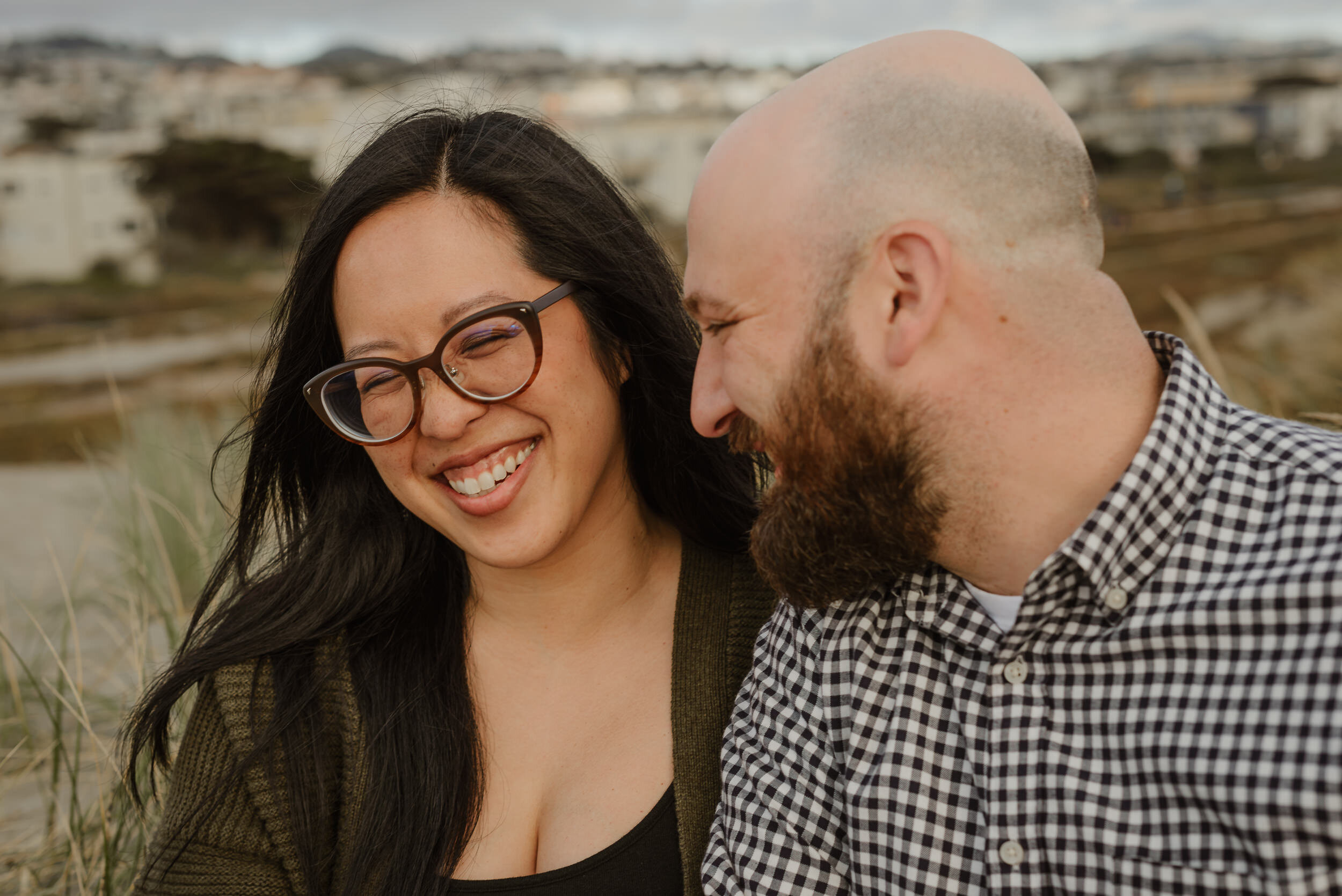 ocean-beach-san-francisco-sunset-engagement-session-vivianchen-28.jpg