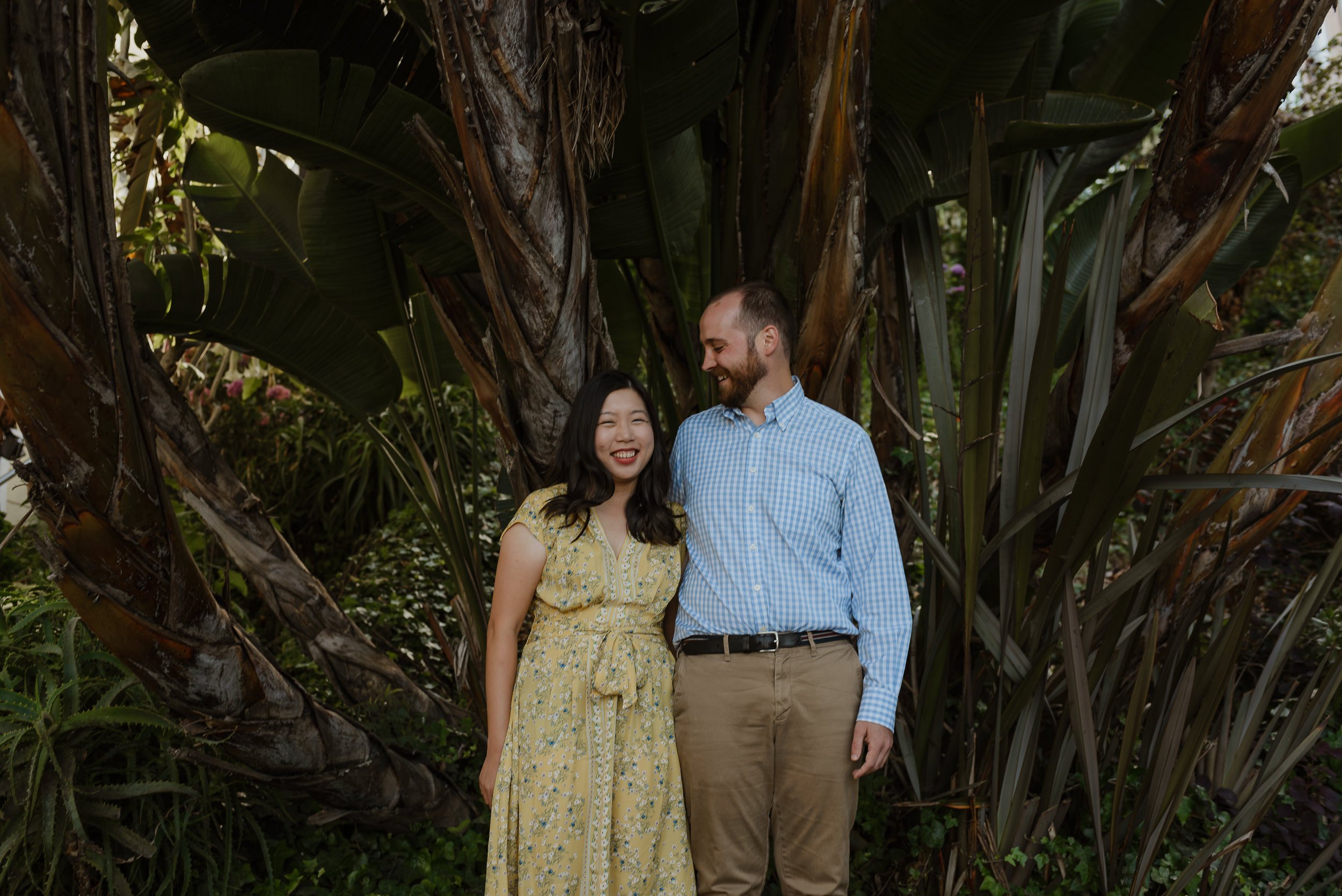 02-north-beach-sunset-engagement-session-vivianchen-005.jpg