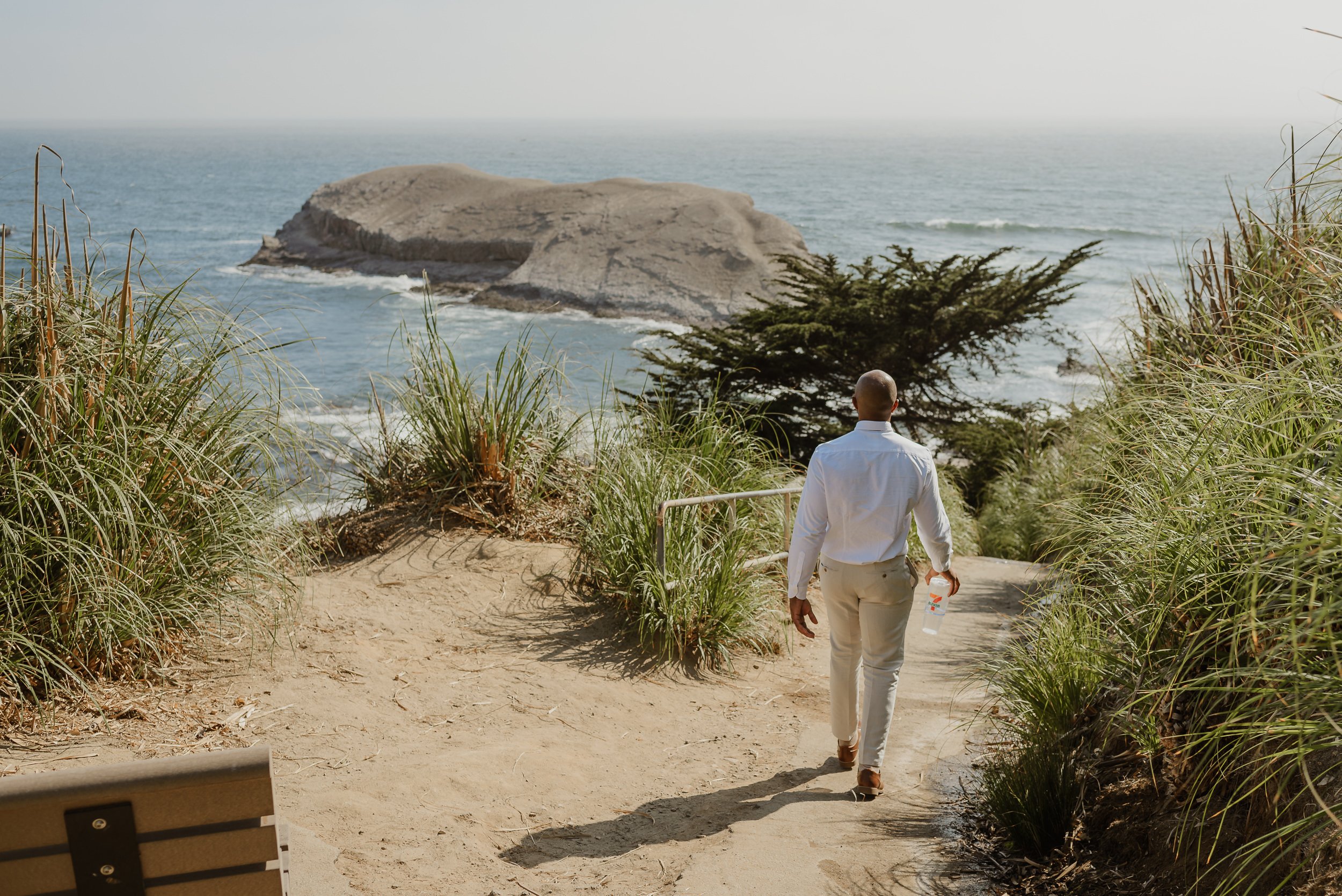 05-greyhound-rock-county-park-elopement-davenport-california-vivianchen-013.jpg