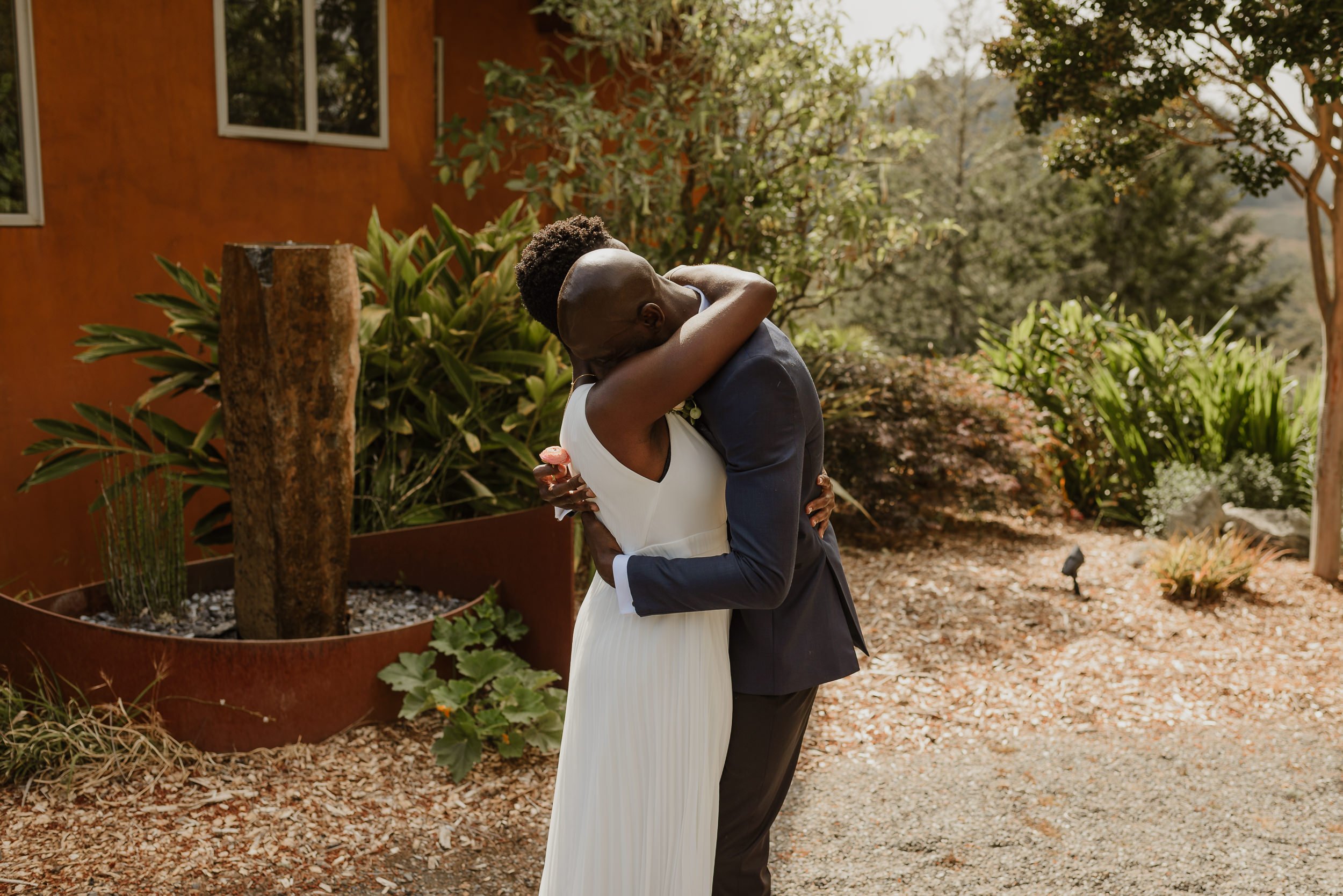 010-foggy-redwood-grove-occidental-backyard-wedding-vivianchen-074.jpg